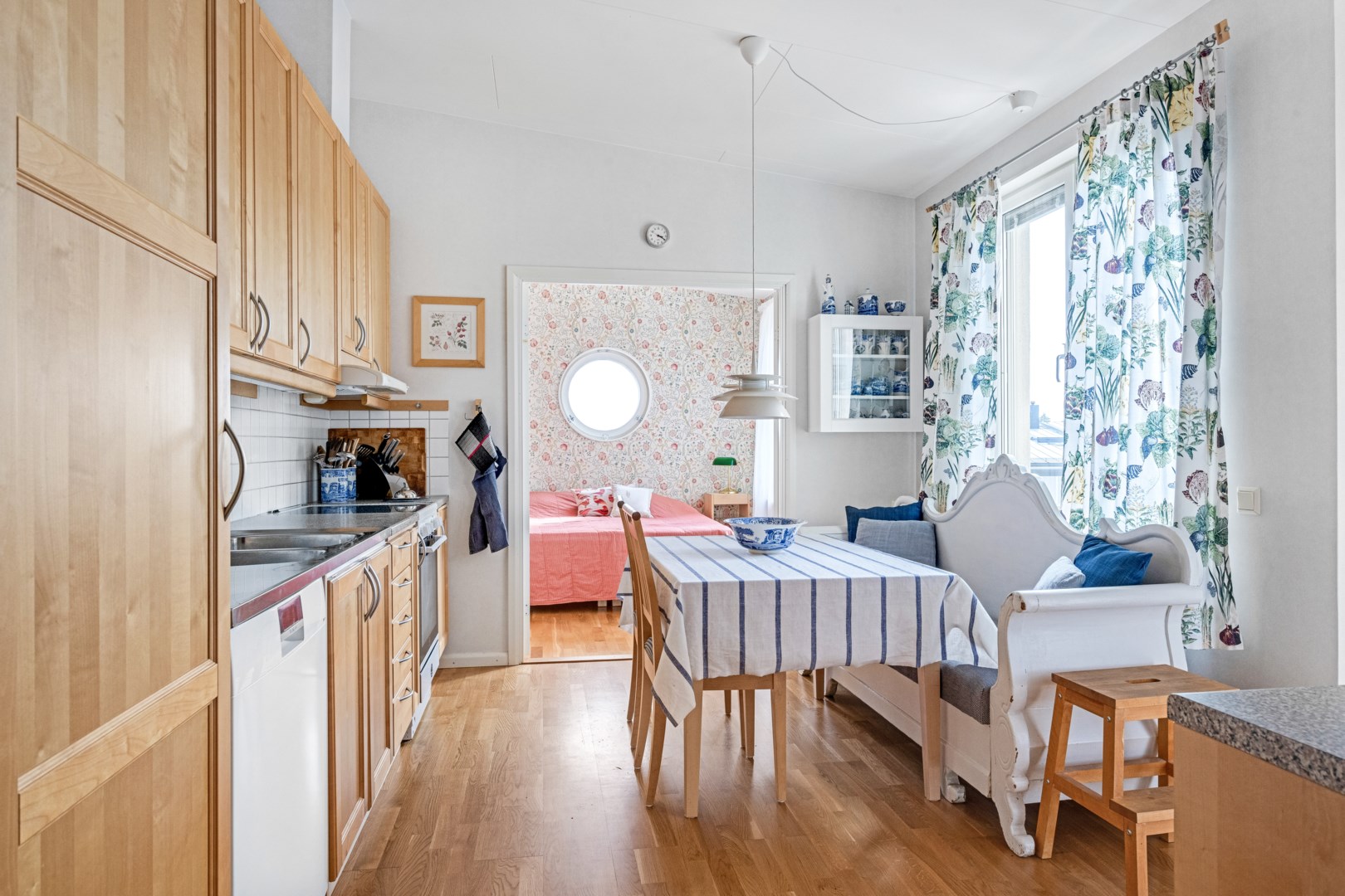 Bostadsbild från Gösta Wahlströms väg 12, Såld i Rickomberga, Uppsala