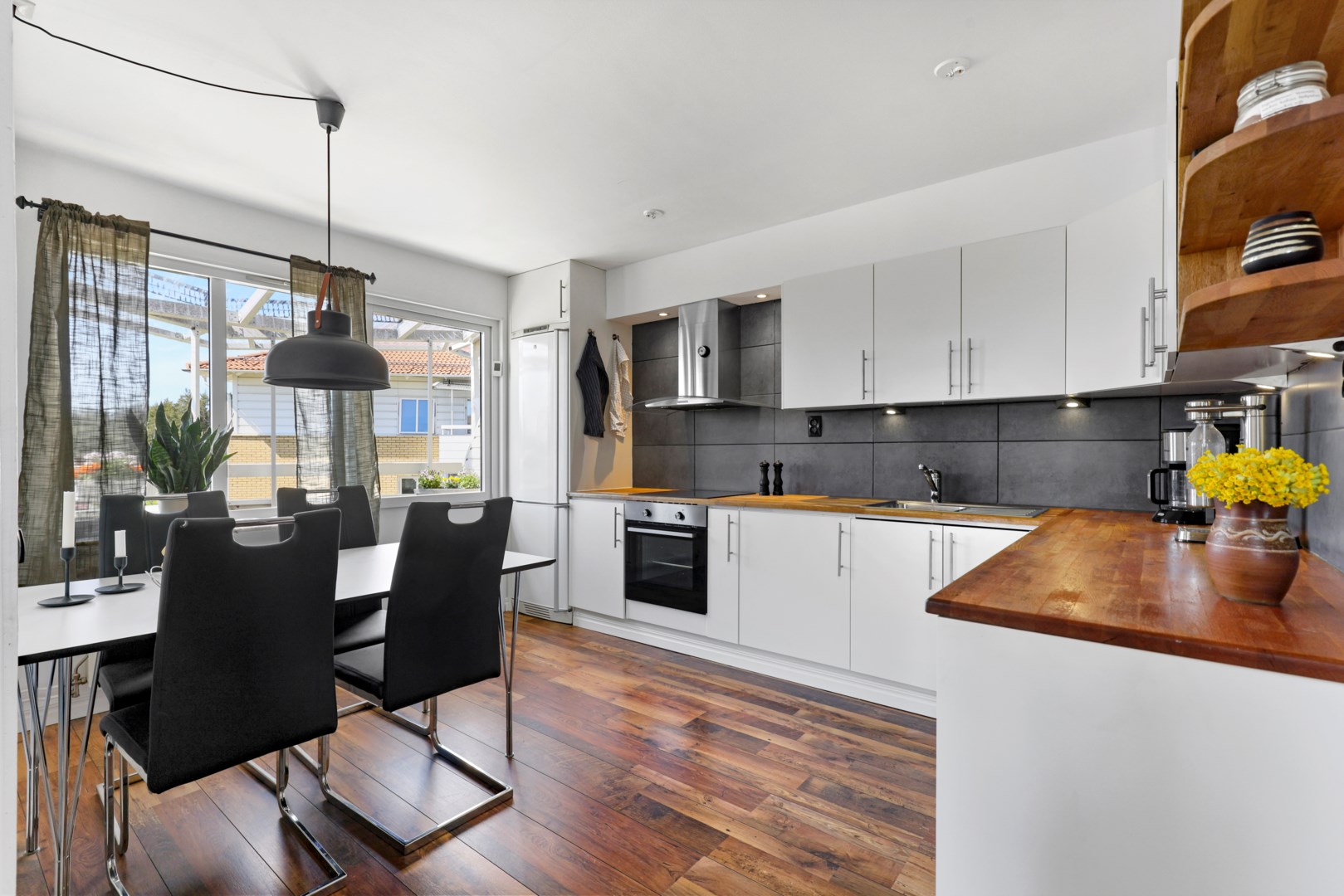 Bostadsbild från Albertinas väg 46, Såld i Alunda, Östhammar