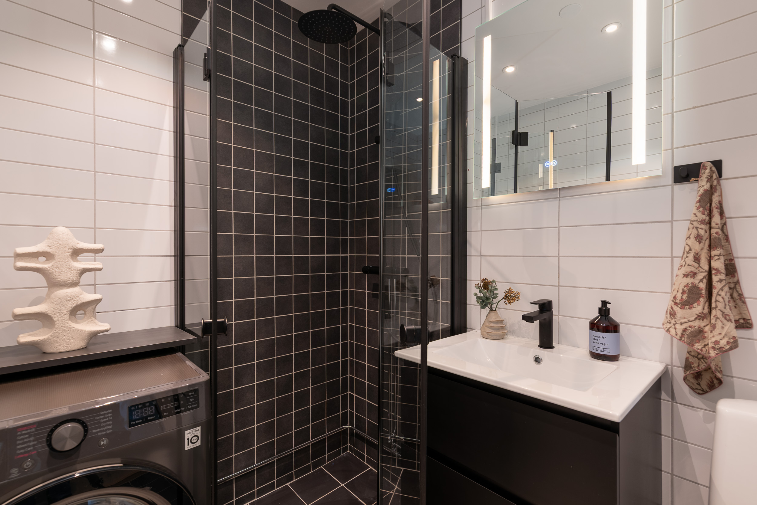 Bostadsbild från Rotorvägen 2, Såld i Gideonsberg, Västerås