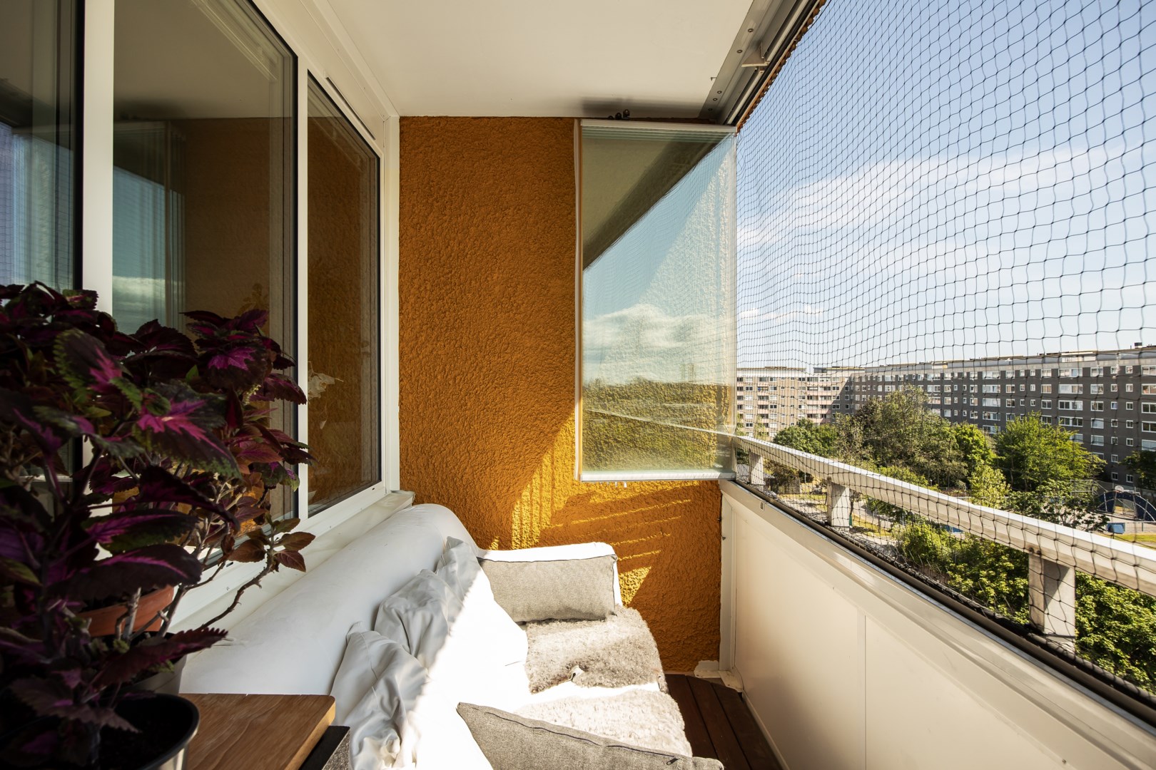 Bostadsbild från Henriksdalsringen 71, Till salu i Henriksdalsberget, Nacka