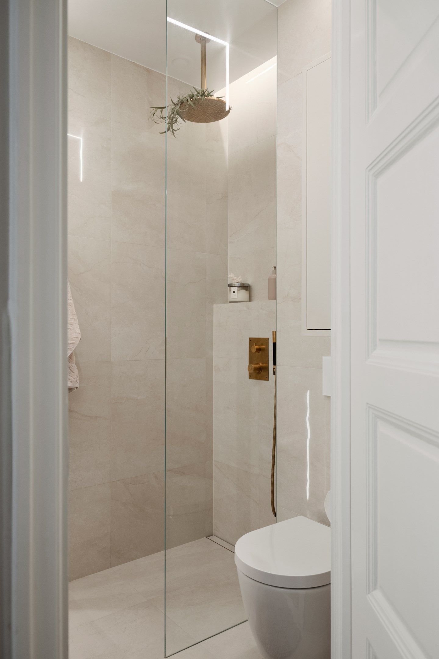 Bostadsbild från Styrmansgatan 16A, Såld i Östermalm, Stockholm