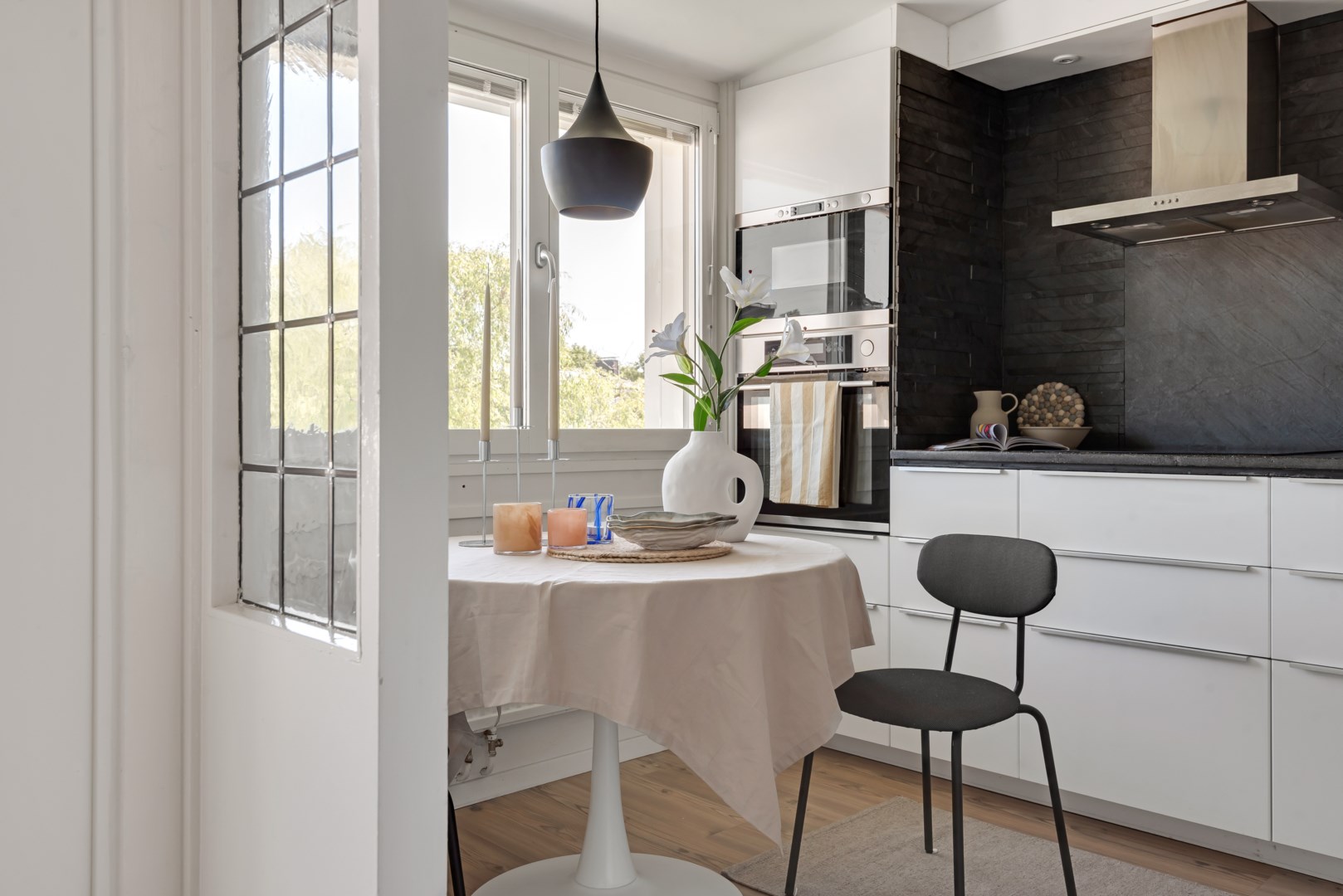 Bostadsbild från Fjärdhundragatan 16, Såld i Tunabackar, Uppsala