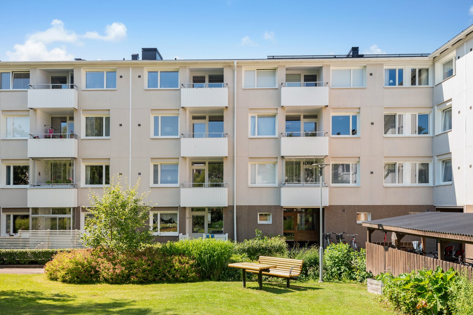 Bostadsbild från Fjärdhundragatan 16, Såld i Tunabackar, Uppsala