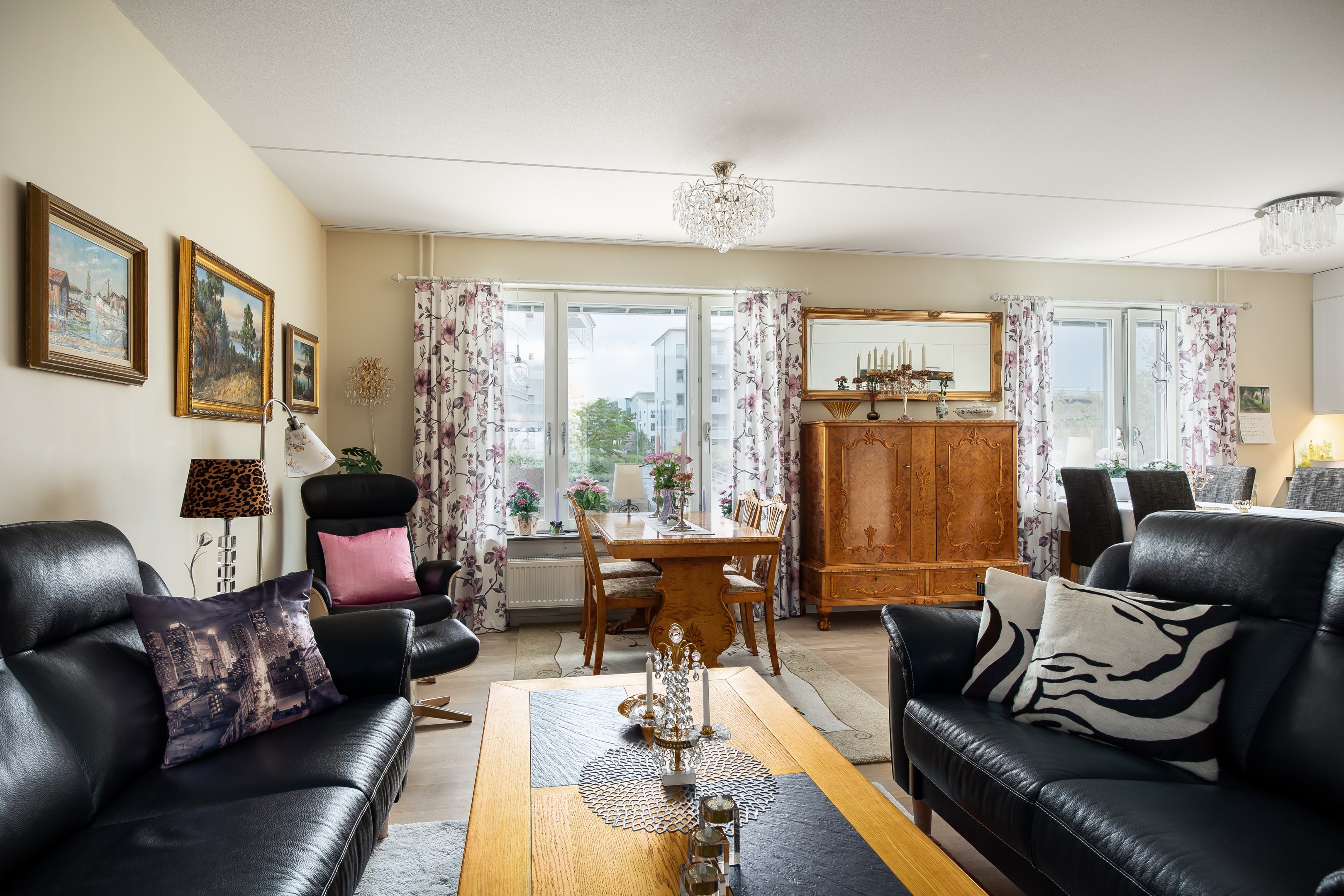 Bostadsbild från Maja Snis gata 2, Såld i Porslinskvarteren, Värmdö