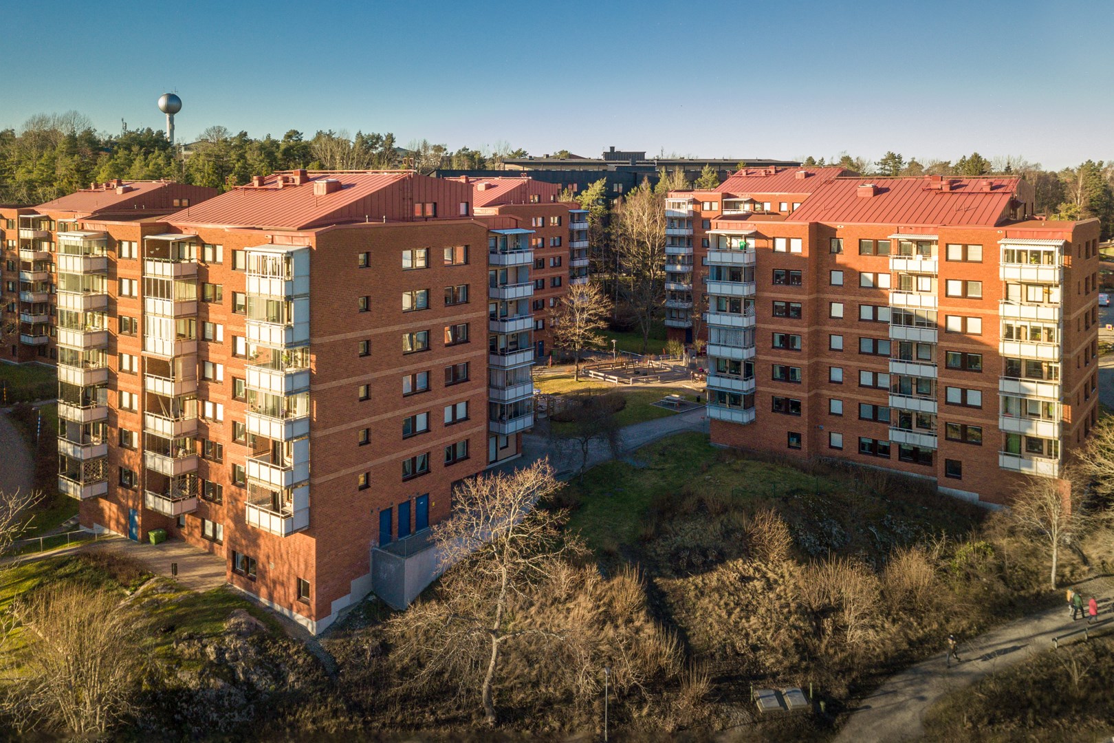 Bostadsbild från Solskensvägen 13, Såld i Östra Tullingeberg, Botkyrka