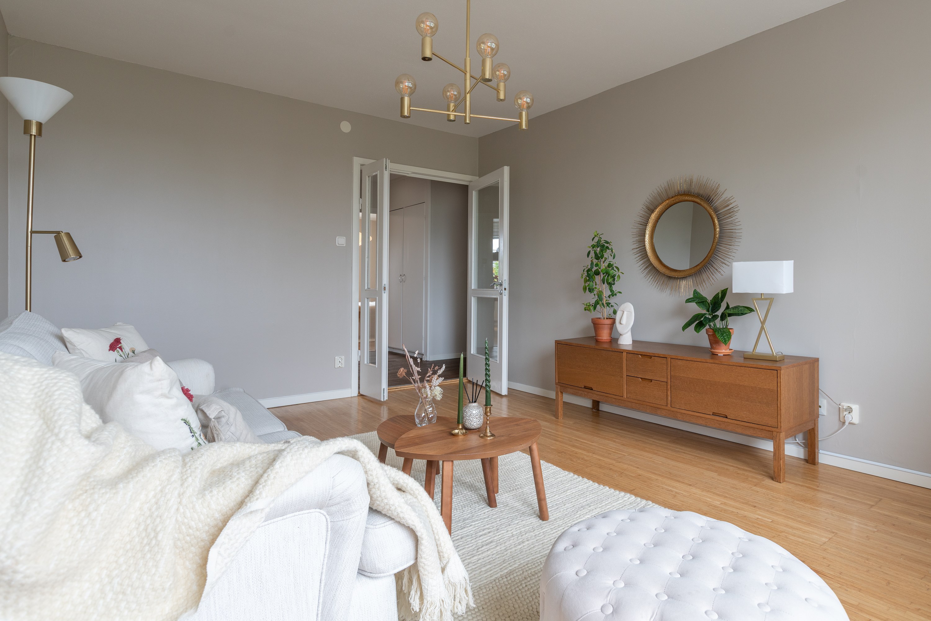 Bostadsbild från Tullingebergsvägen 8B, Såld i G:a Tullingeberg, Botkyrka