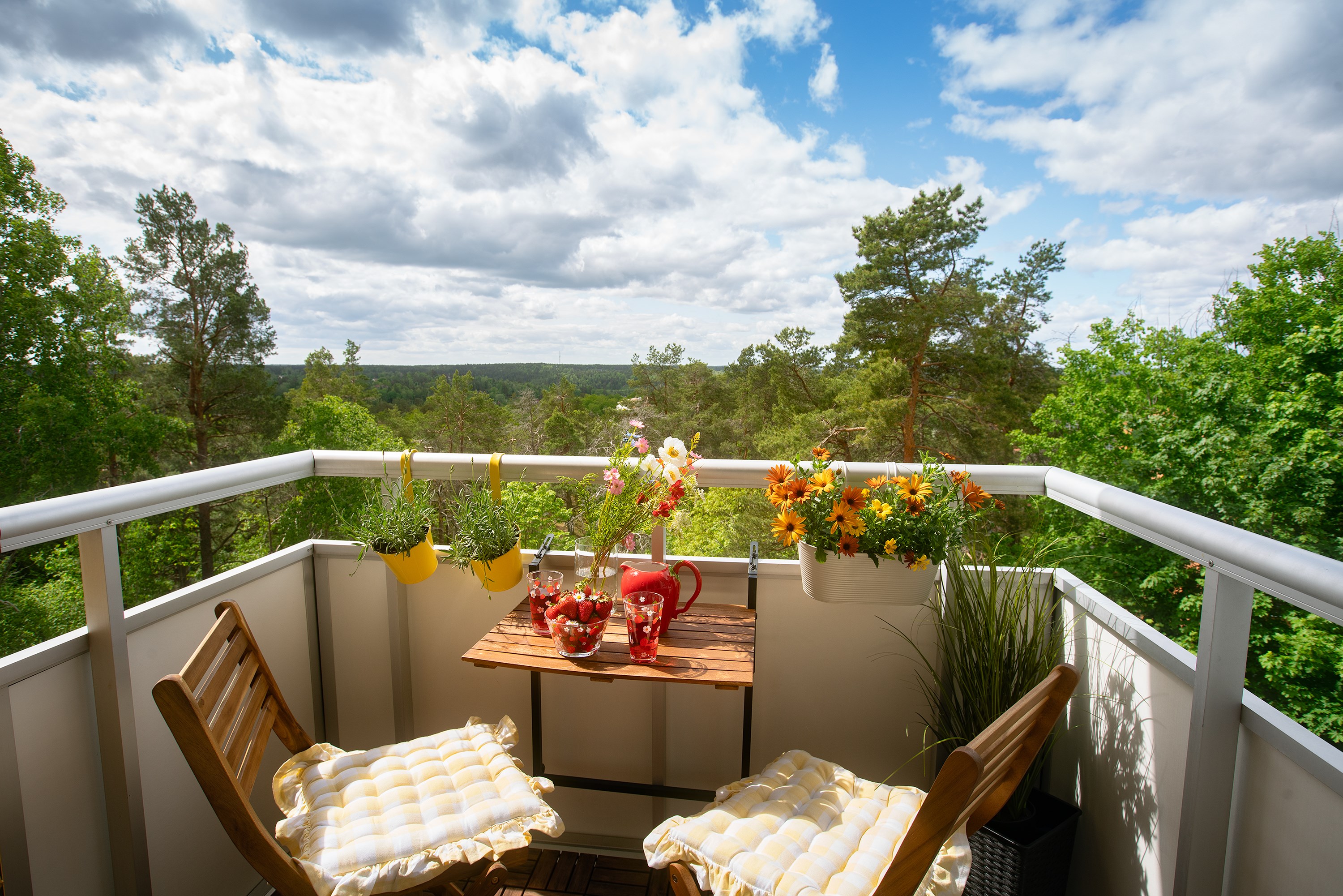 Bostadsbild från Tullingebergsvägen 8B, Såld i G:a Tullingeberg, Botkyrka