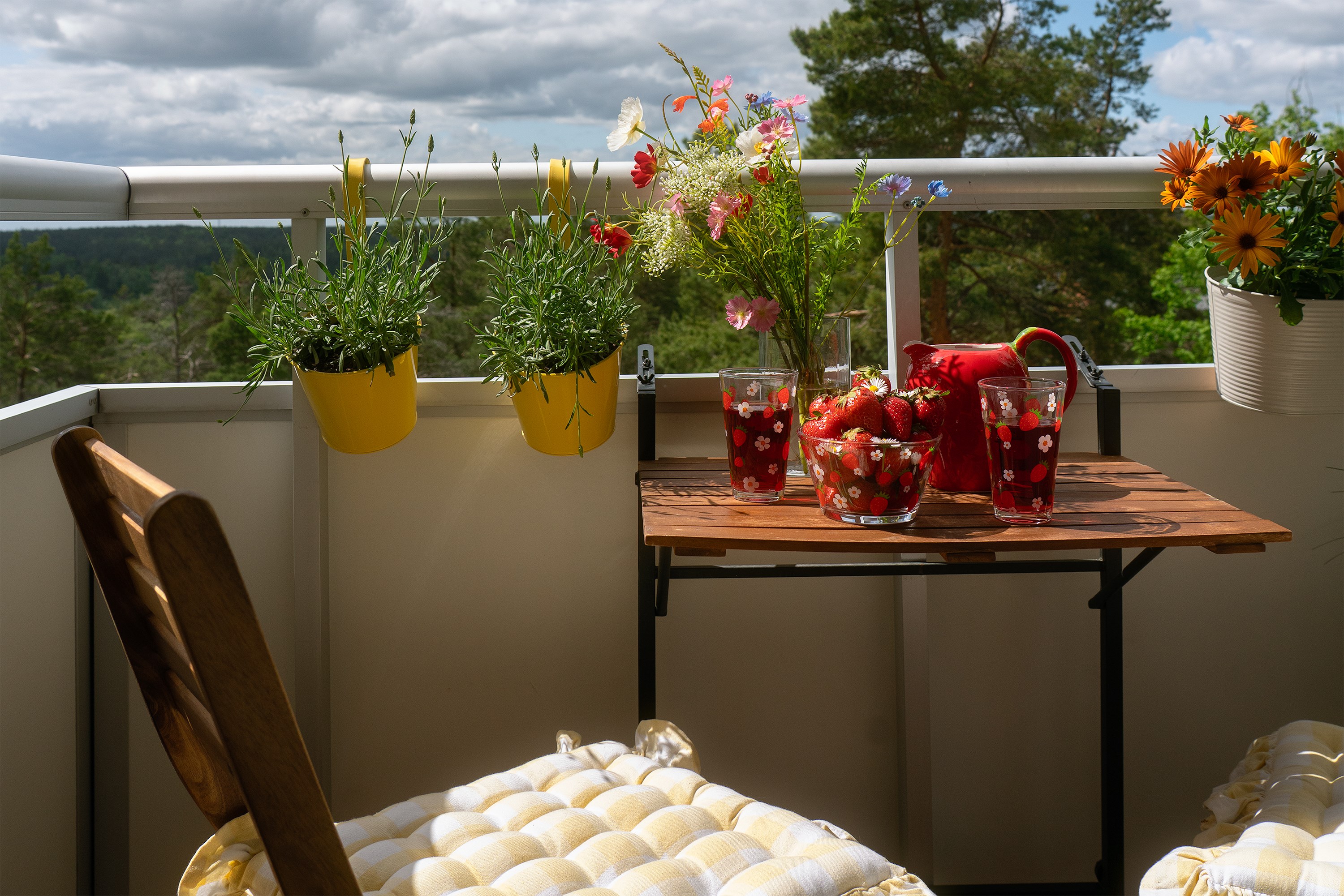 Bostadsbild från Tullingebergsvägen 8B, Såld i G:a Tullingeberg, Botkyrka