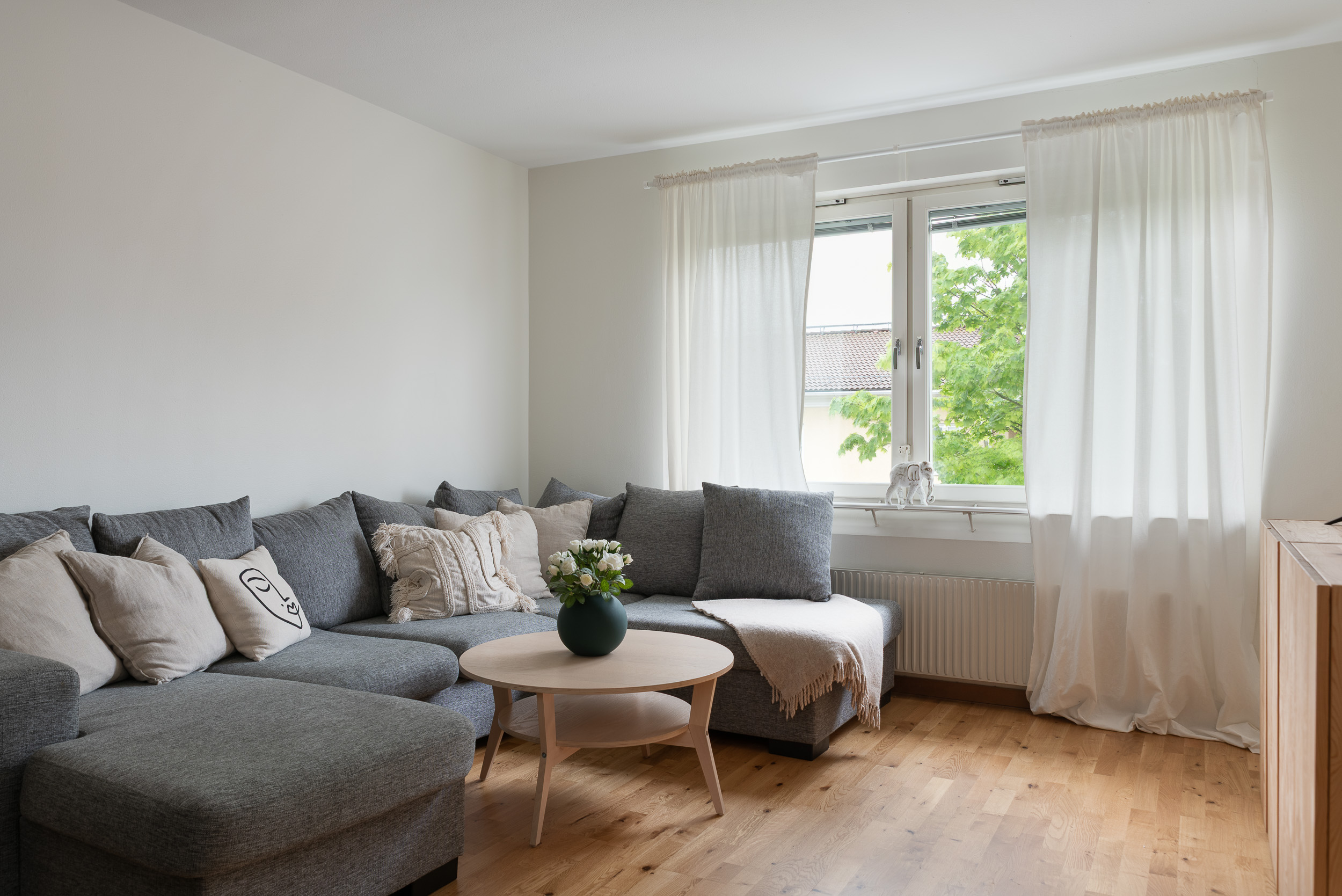 Bostadsbild från Knotavägen 18, Såld i Bjurhovda, Västerås