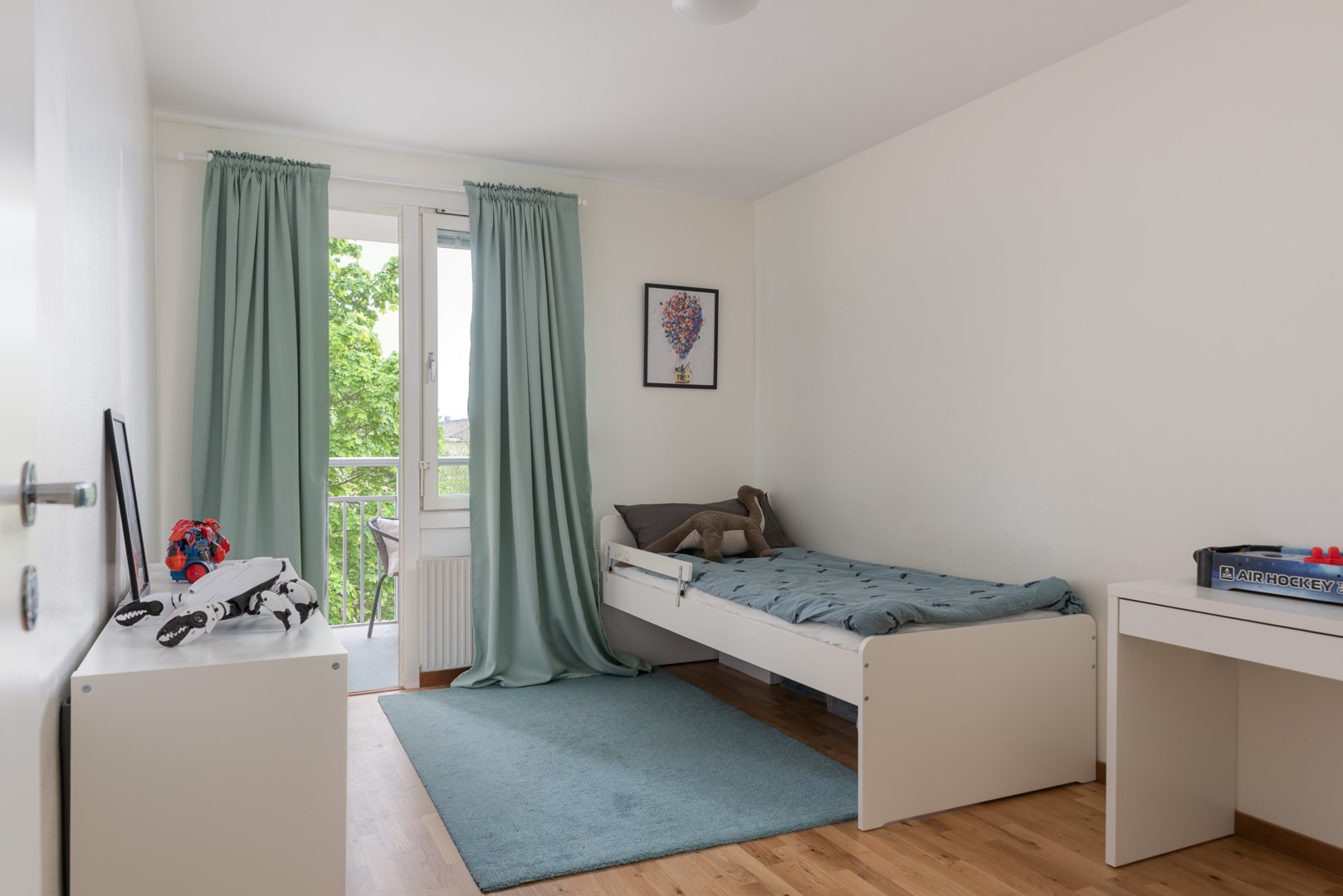 Bostadsbild från Knotavägen 18, Såld i Bjurhovda, Västerås