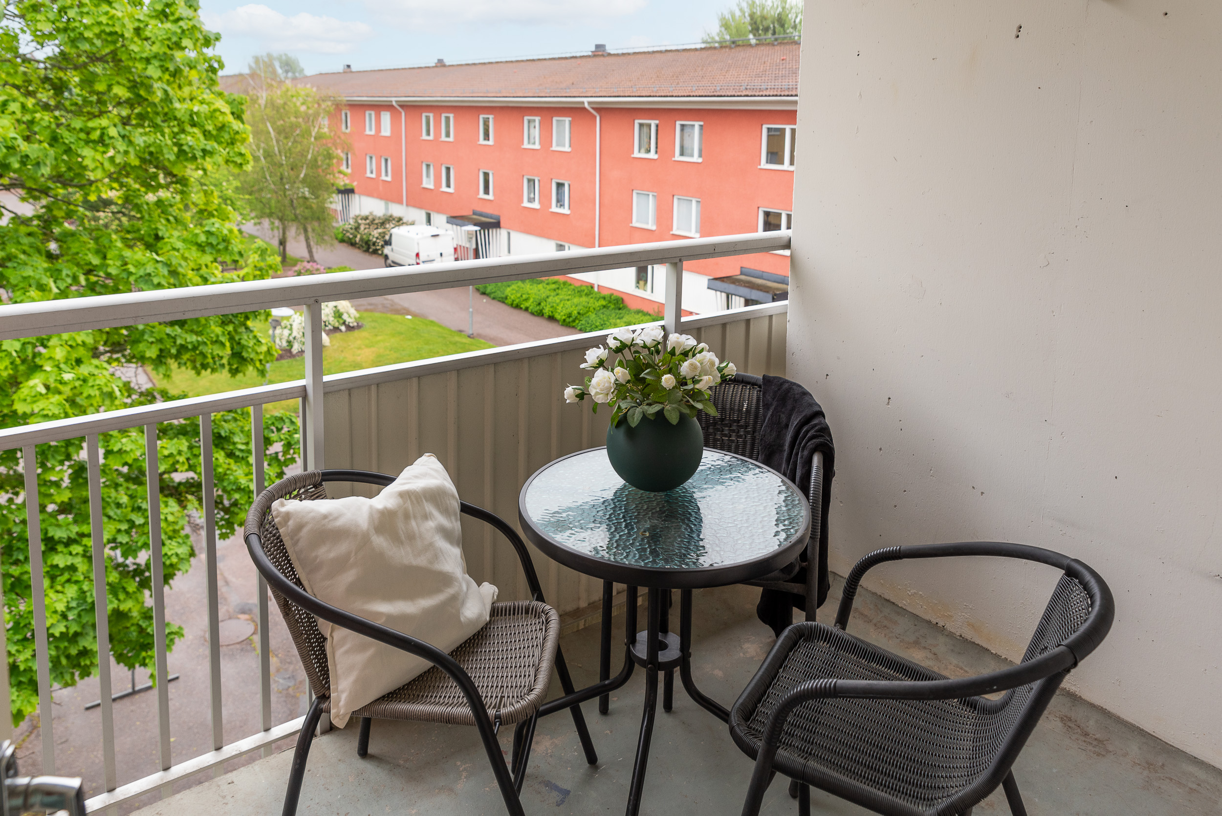 Bostadsbild från Knotavägen 18, Såld i Bjurhovda, Västerås