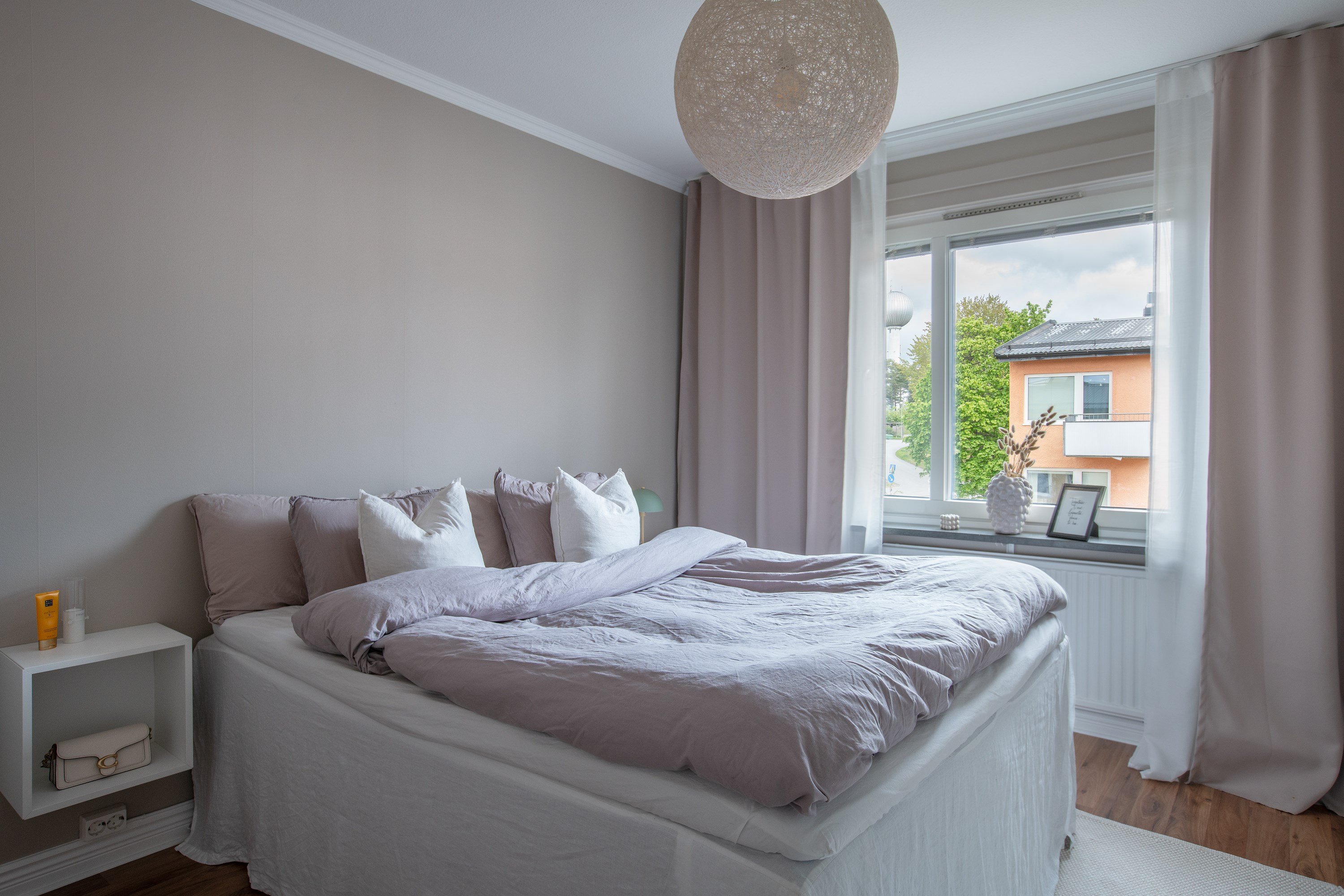 Bostadsbild från Tullingebergsvägen 4B, Såld i G:a Tullingeberg, Botkyrka