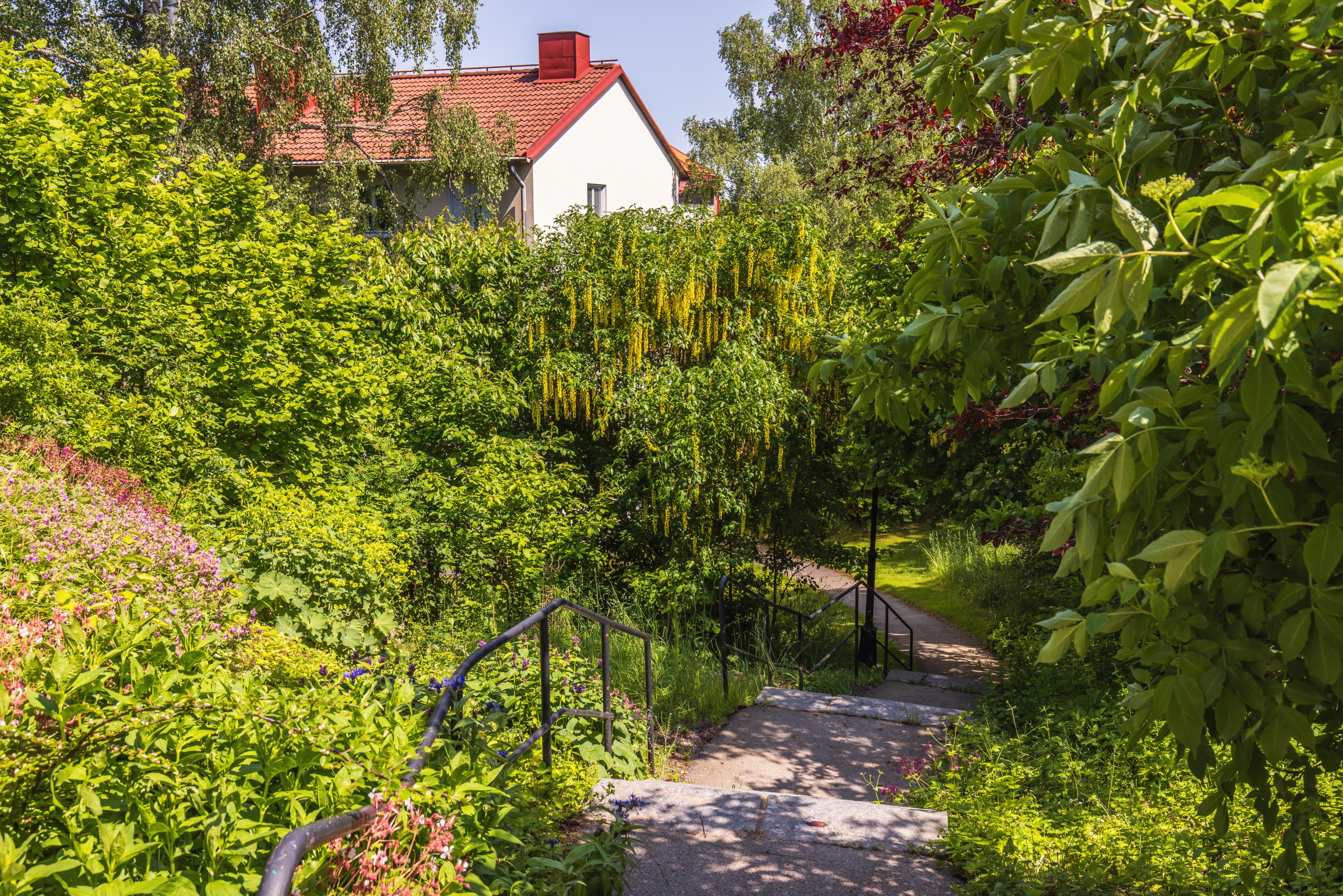 Bostadsbild från Ugglevägen 25, Såld i Saltängen, Nacka