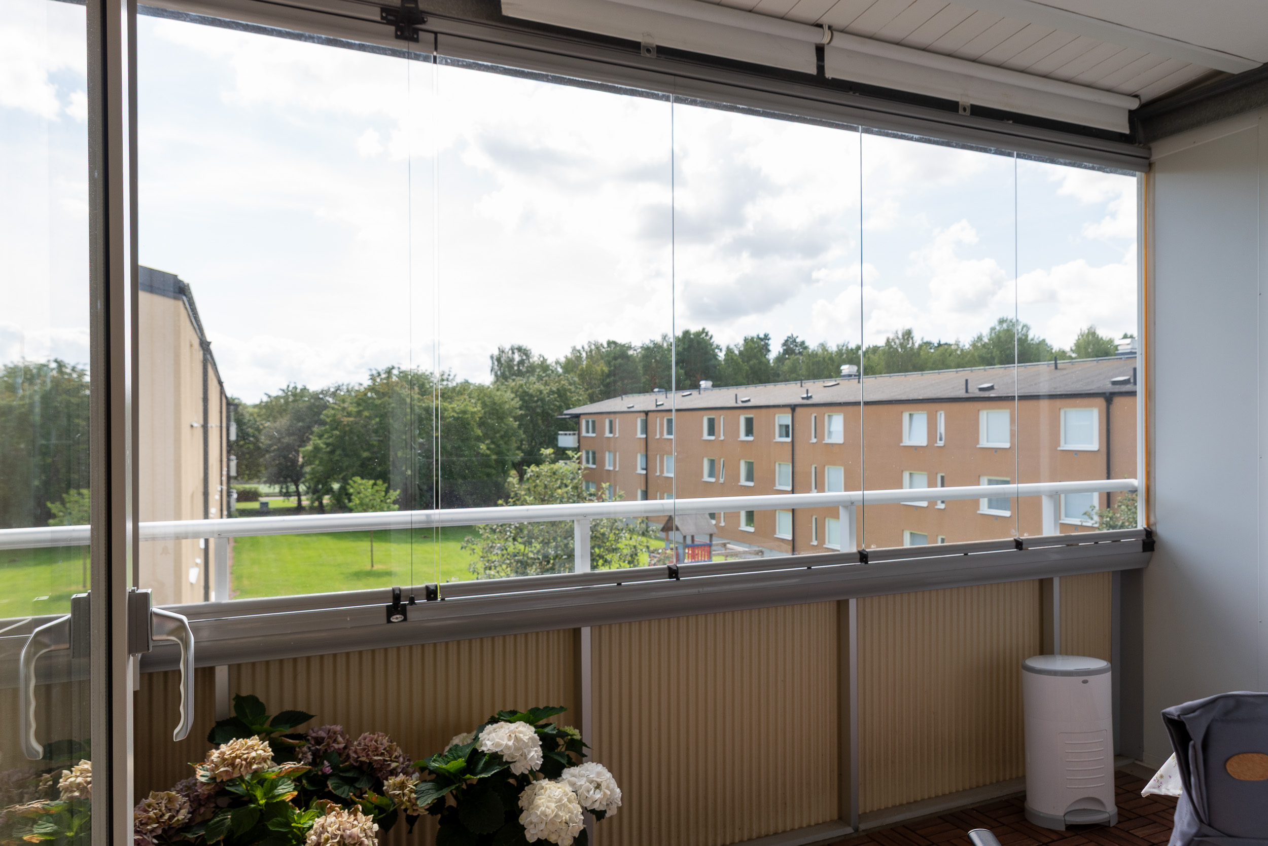 Bostadsbild från Ringduvegatan 115, Till salu i Råby, Västerås