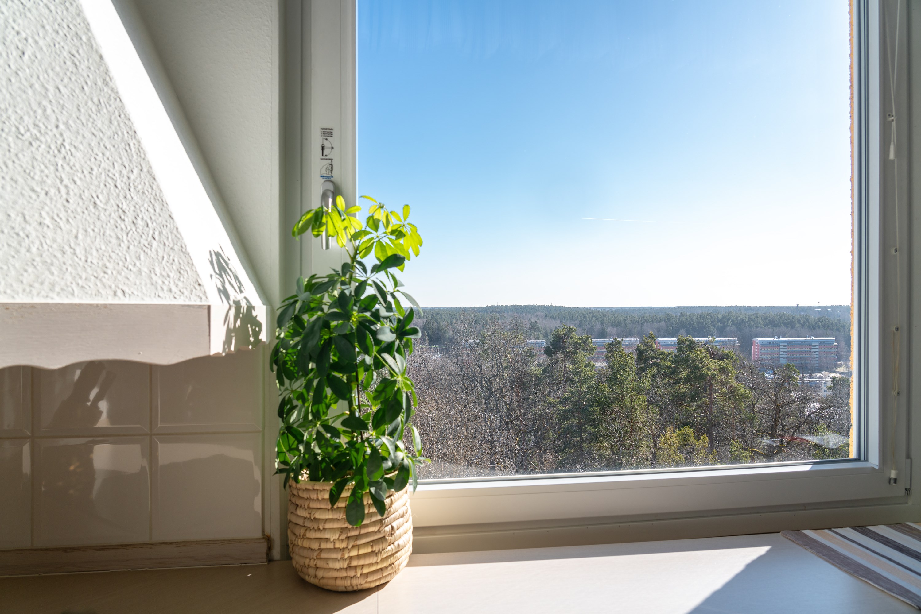 Bostadsbild från Tullingebergsvägen 12C, Kommande i G:a Tullingeberg, Botkyrka