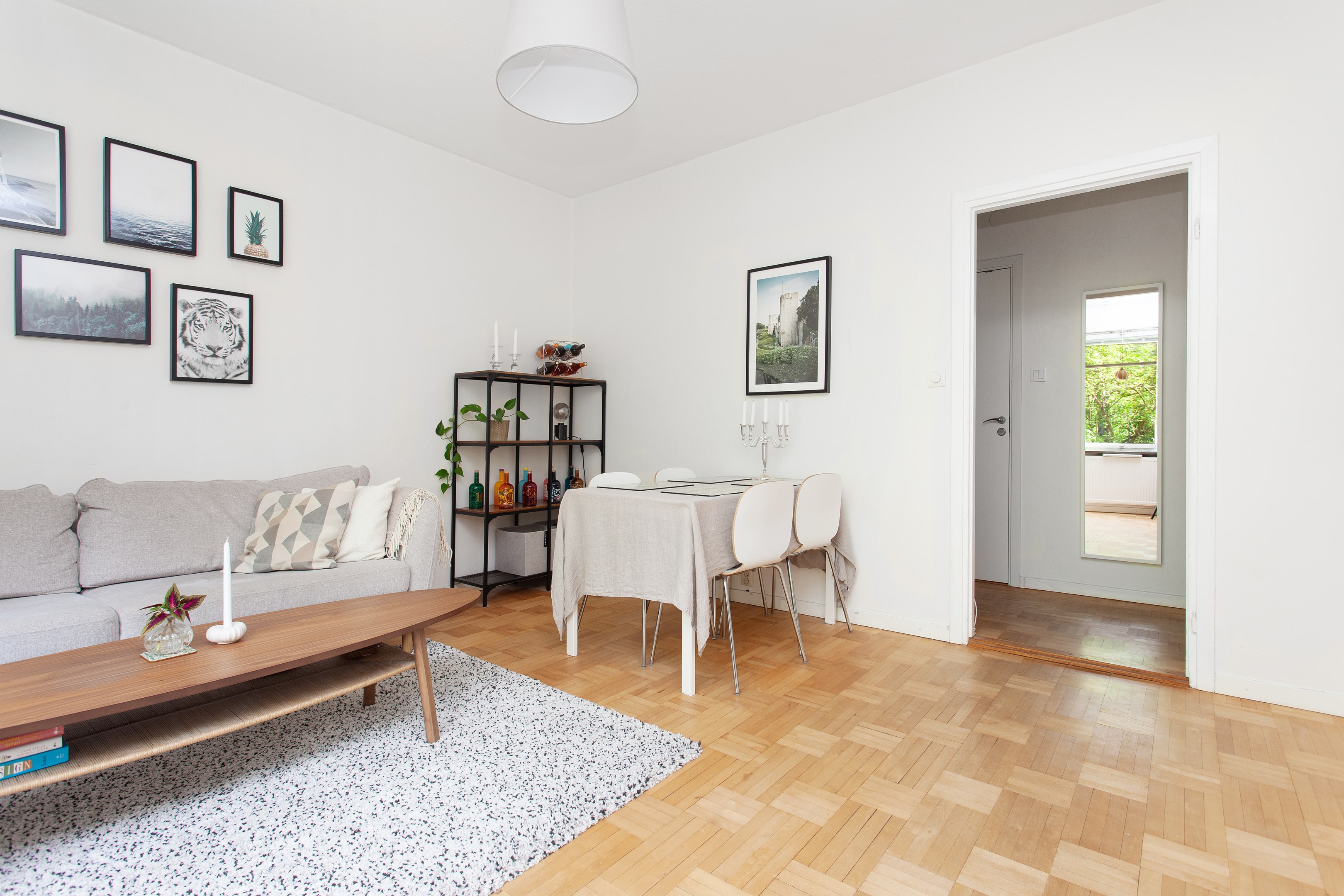 Bostadsbild från Sköntorpsvägen 71, Såld i Årsta, Stockholm