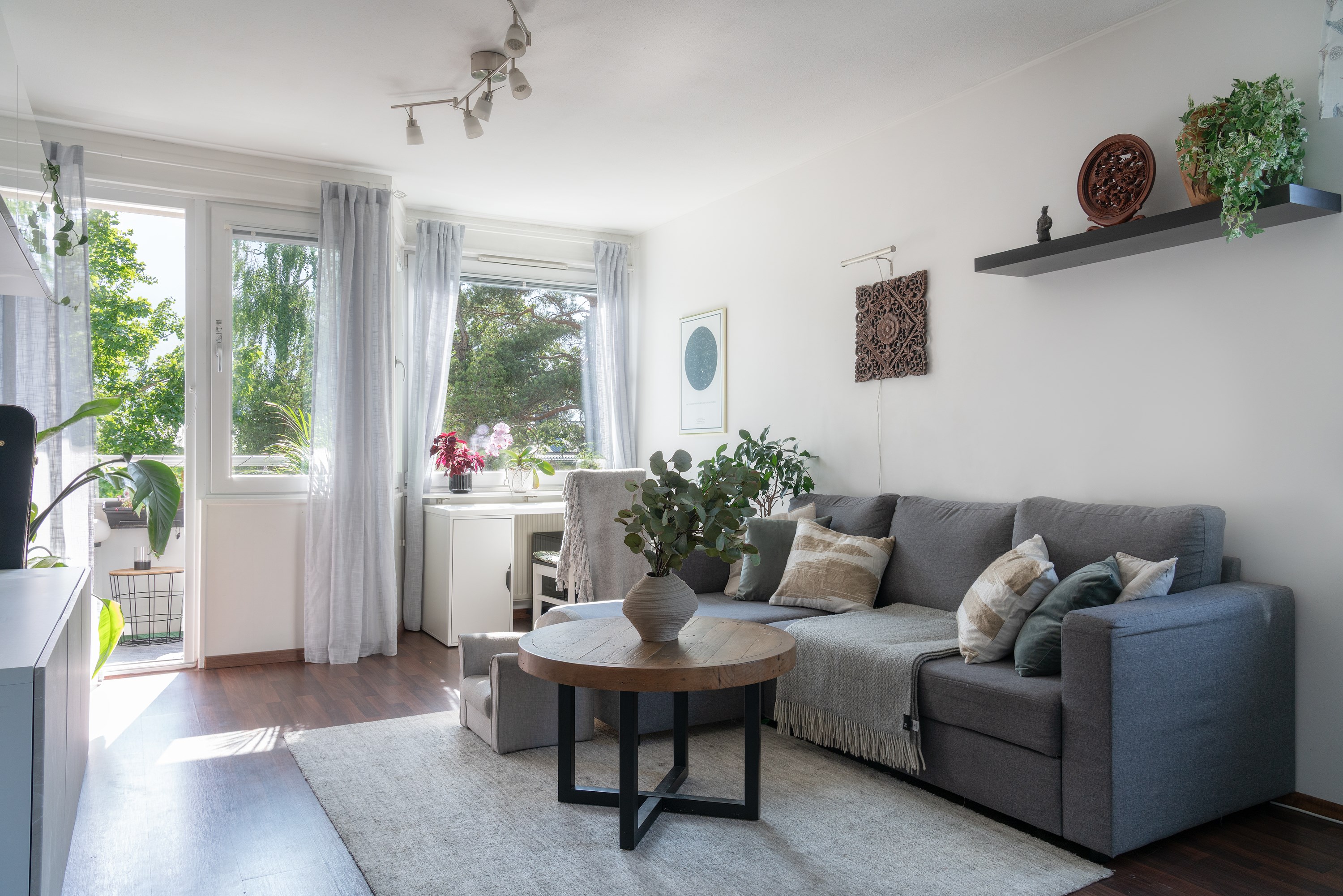 Bostadsbild från Tullingebergsvägen 8A, Såld i G:a Tullingeberg, Botkyrka