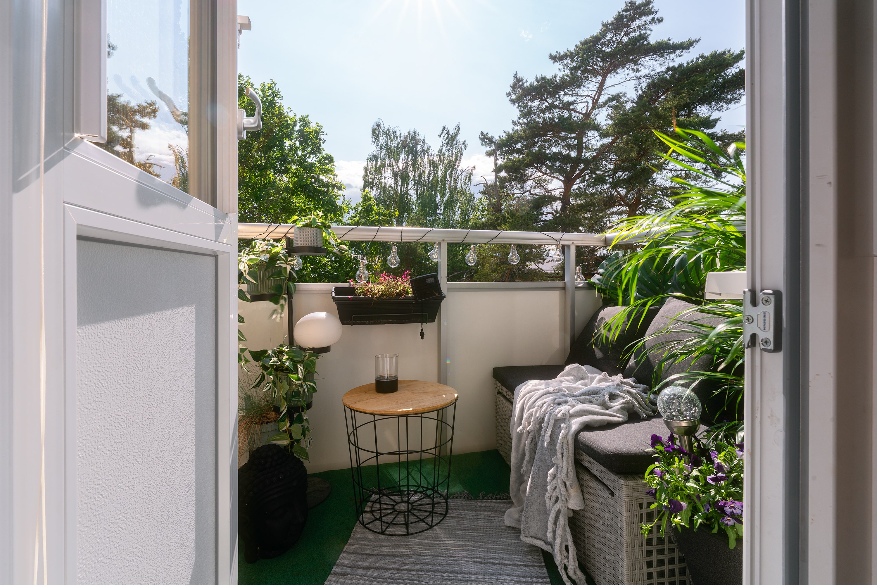 Bostadsbild från Tullingebergsvägen 8A, Såld i G:a Tullingeberg, Botkyrka