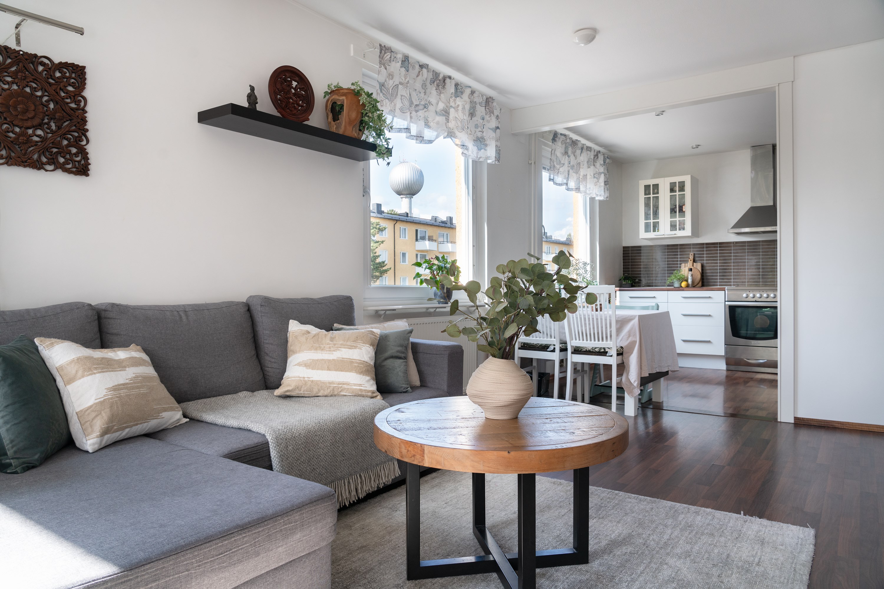 Bostadsbild från Tullingebergsvägen 8A, Såld i G:a Tullingeberg, Botkyrka