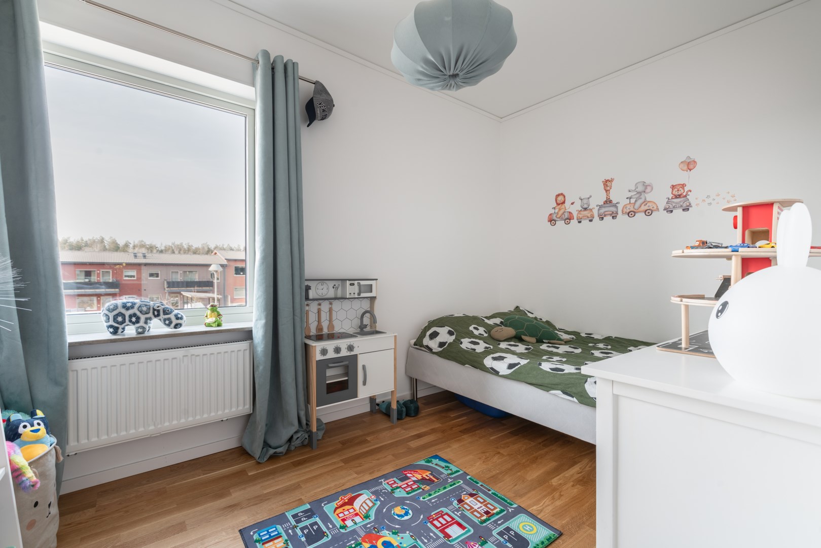 Bostadsbild från Kälkbacken 9C, Till salu i Riksten, Botkyrka