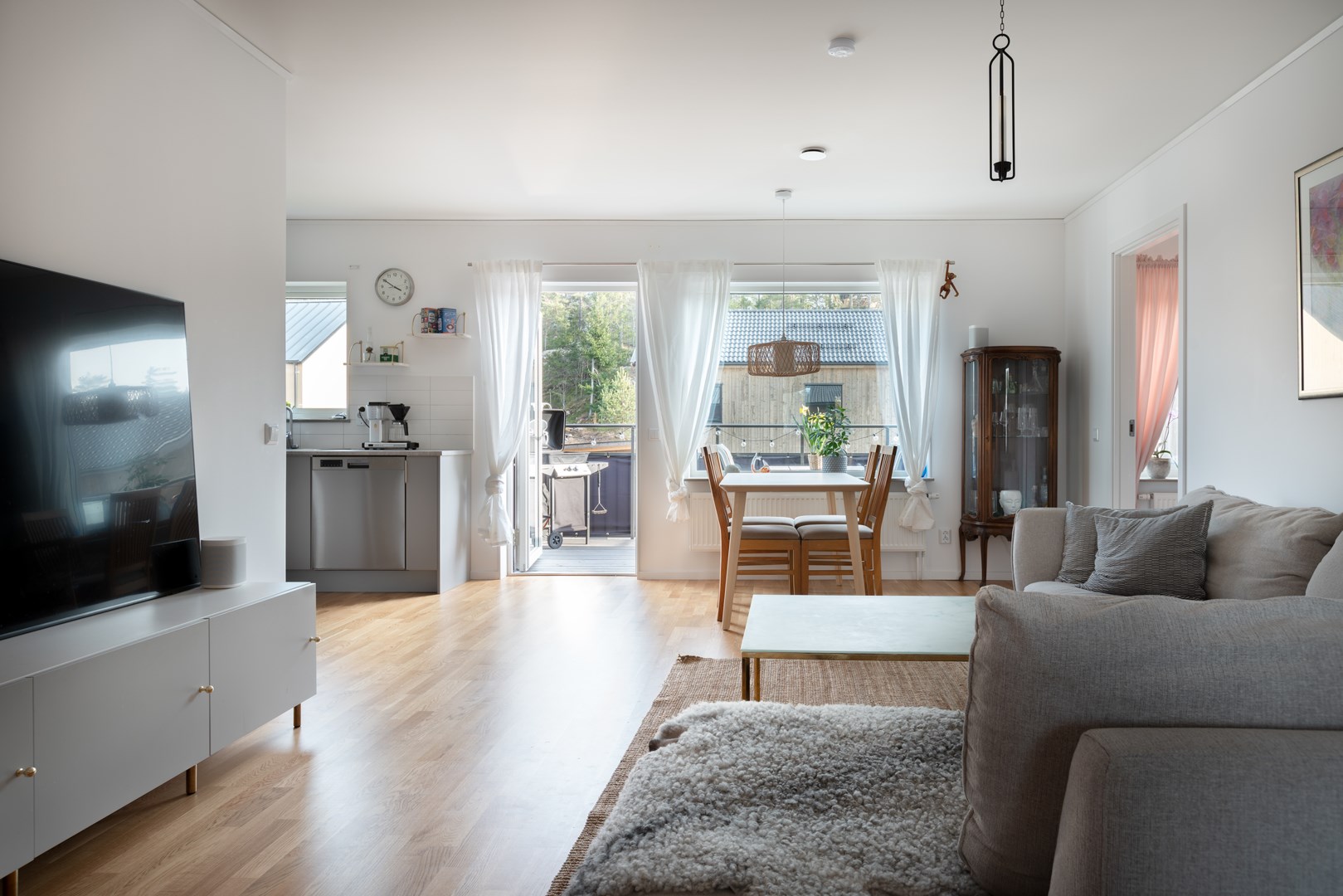 Bostadsbild från Kälkbacken 9C, Till salu i Riksten, Botkyrka