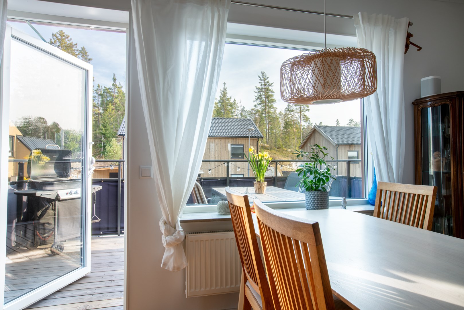 Bostadsbild från Kälkbacken 9C, Till salu i Riksten, Botkyrka