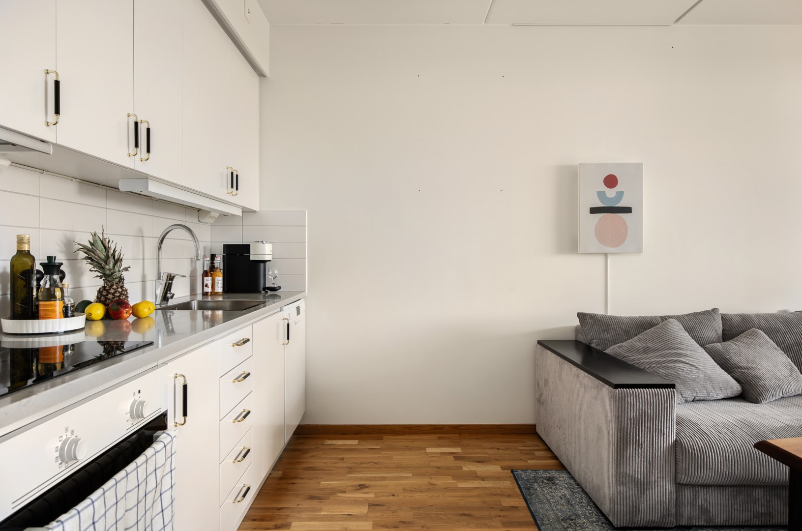 Bostadsbild från Funäsgatan 6, Till salu i Råcksta, Stockholm