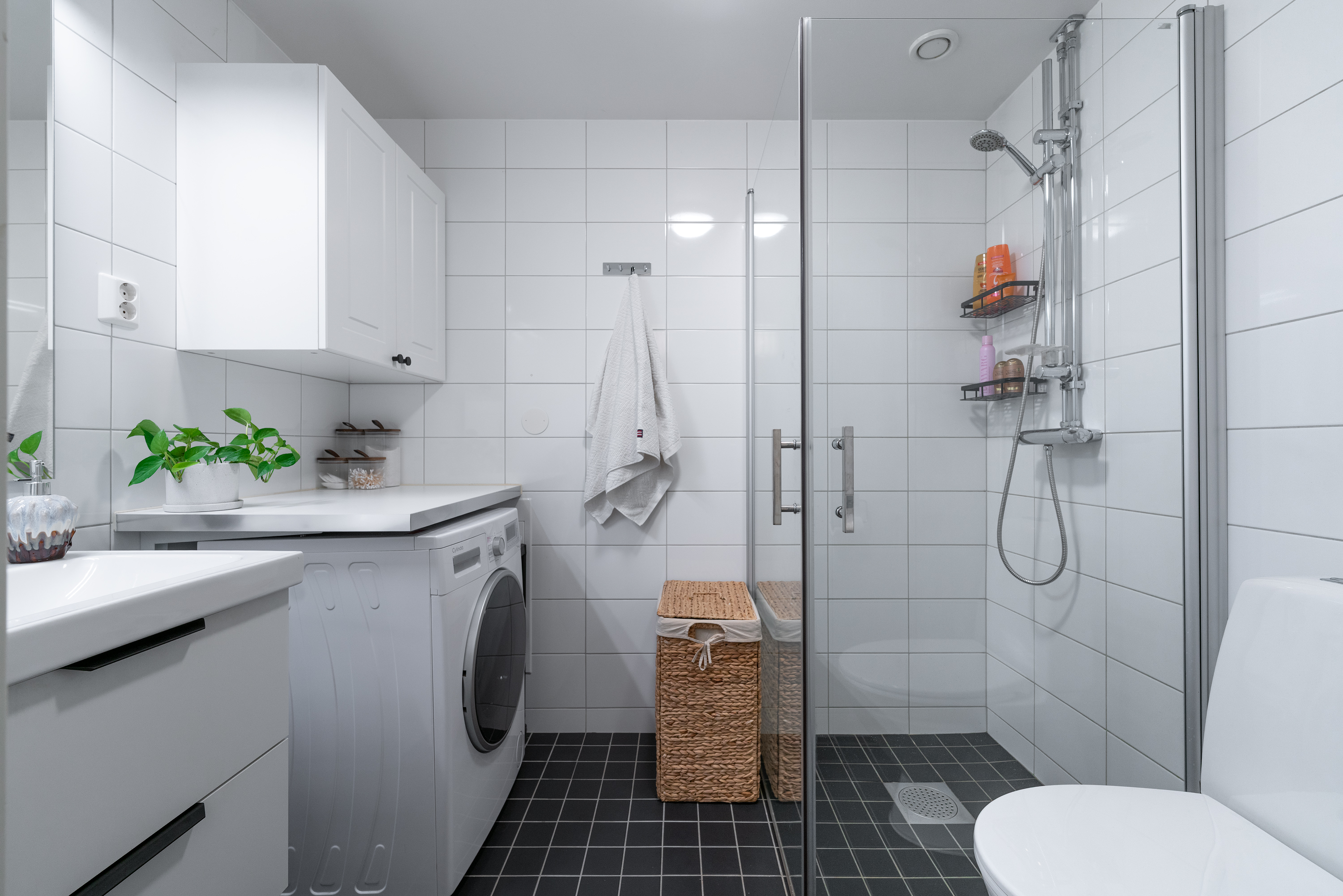 Bostadsbild från Förrådsvägen 18, Såld i Centrala Huddinge, Huddinge