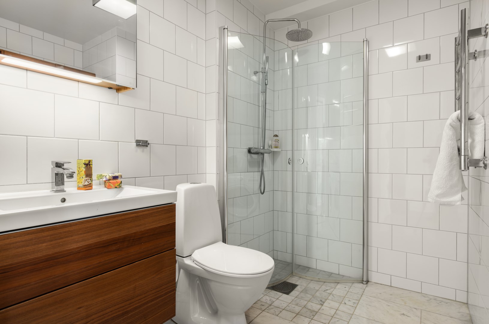 Bostadsbild från Skyttevägen 15B, Till salu i Solsidan - Saltsjöbaden, Nacka