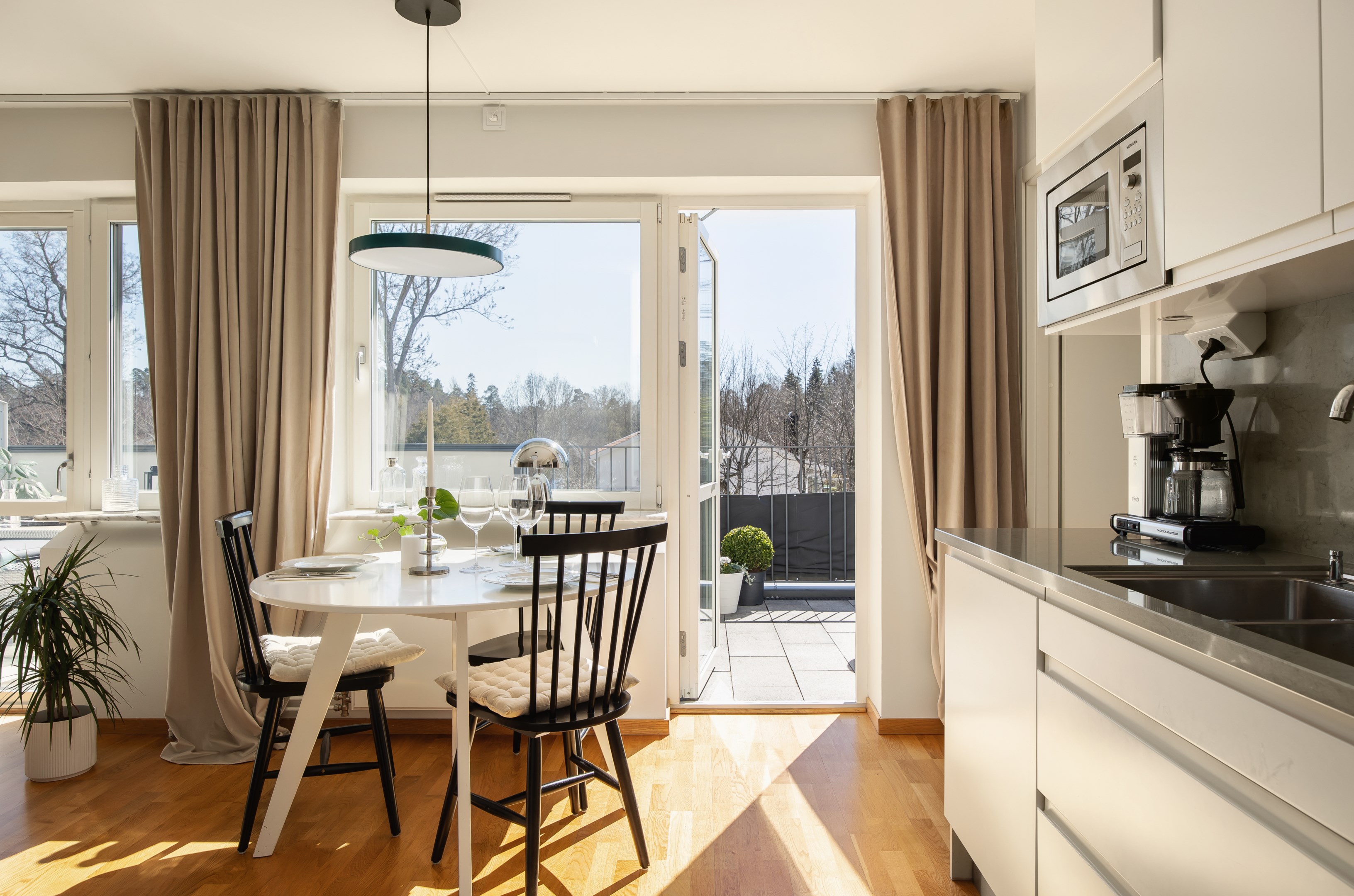 Bostadsbild från Skyttevägen 15B, Till salu i Solsidan - Saltsjöbaden, Nacka