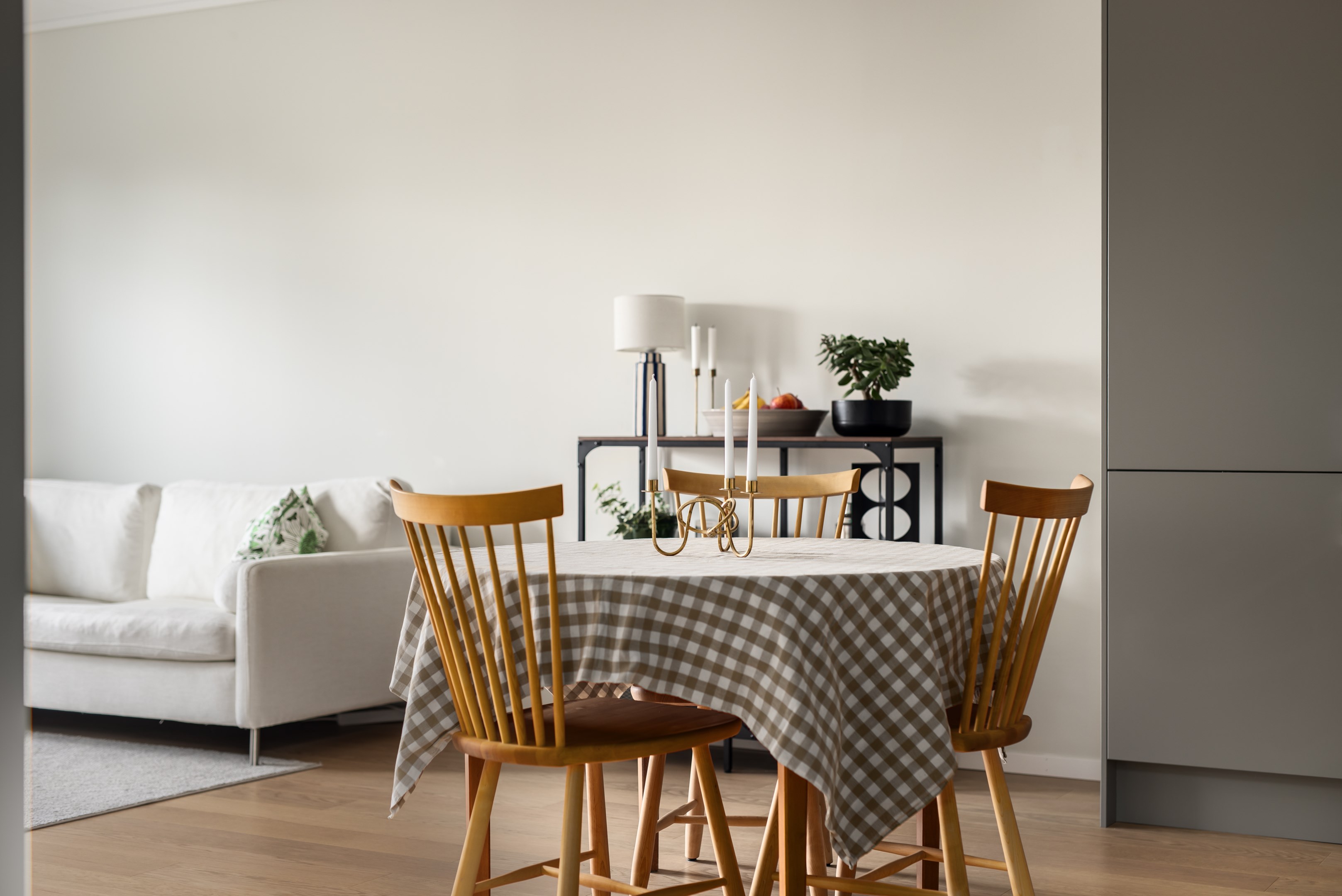 Bostadsbild från Östra Gräsvägen 7, Såld i Ektorp, Nacka