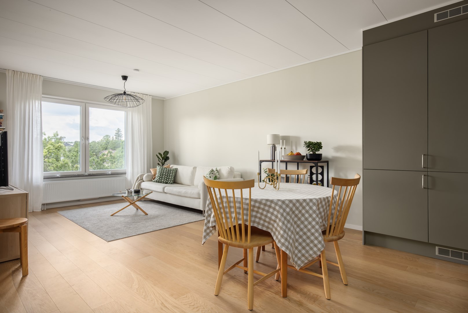 Bostadsbild från Östra Gräsvägen 7, Såld i Ektorp, Nacka