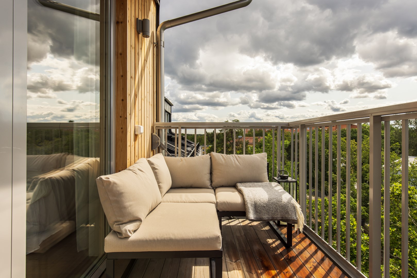 Bostadsbild från Östra Gräsvägen 7, Såld i Ektorp, Nacka