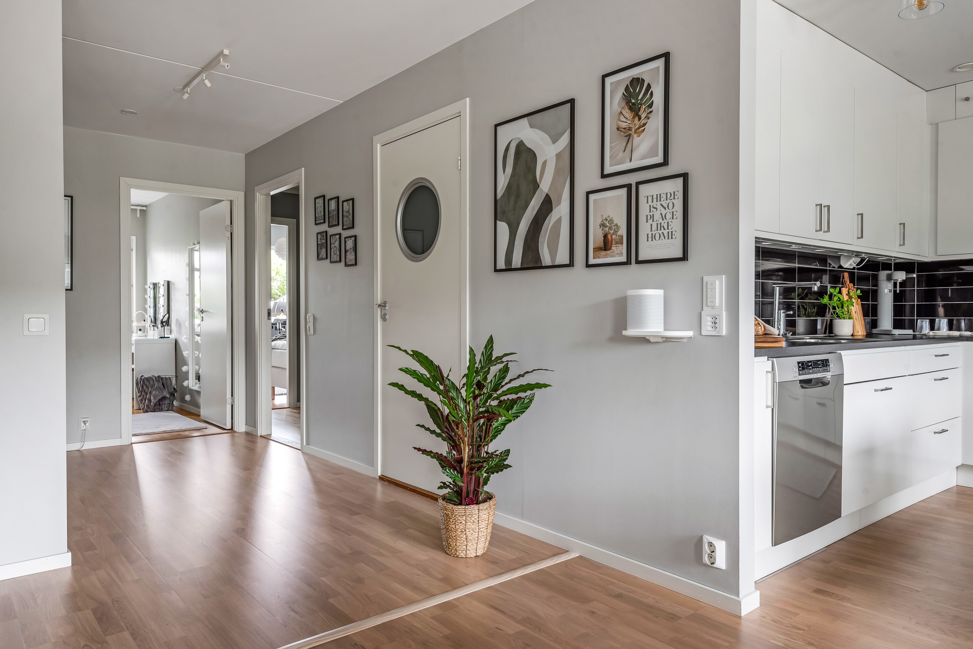 Bostadsbild från Gränbyvägen 4A, Såld i Gränby backe, Uppsala