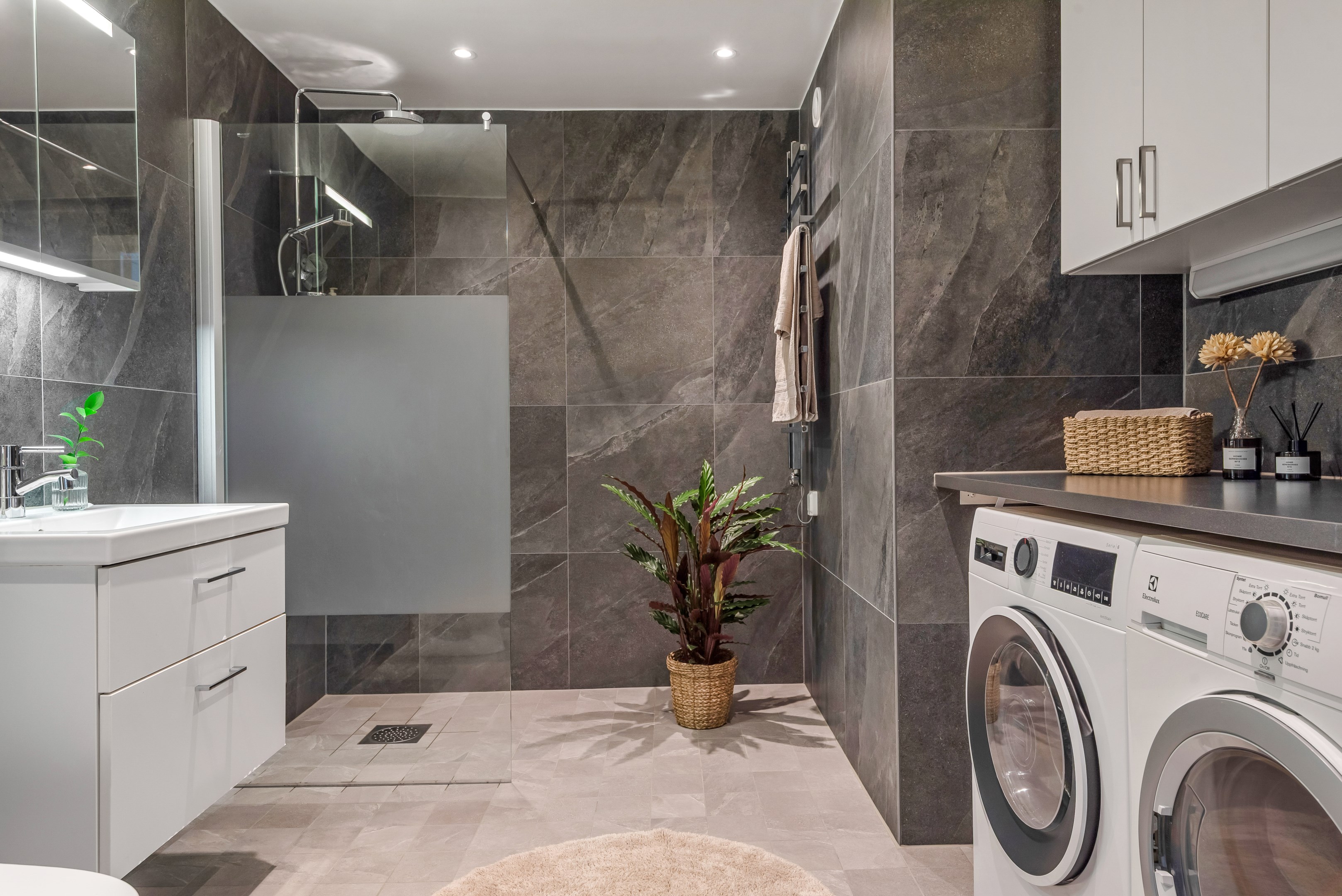 Bostadsbild från Gränbyvägen 4A, Såld i Gränby backe, Uppsala