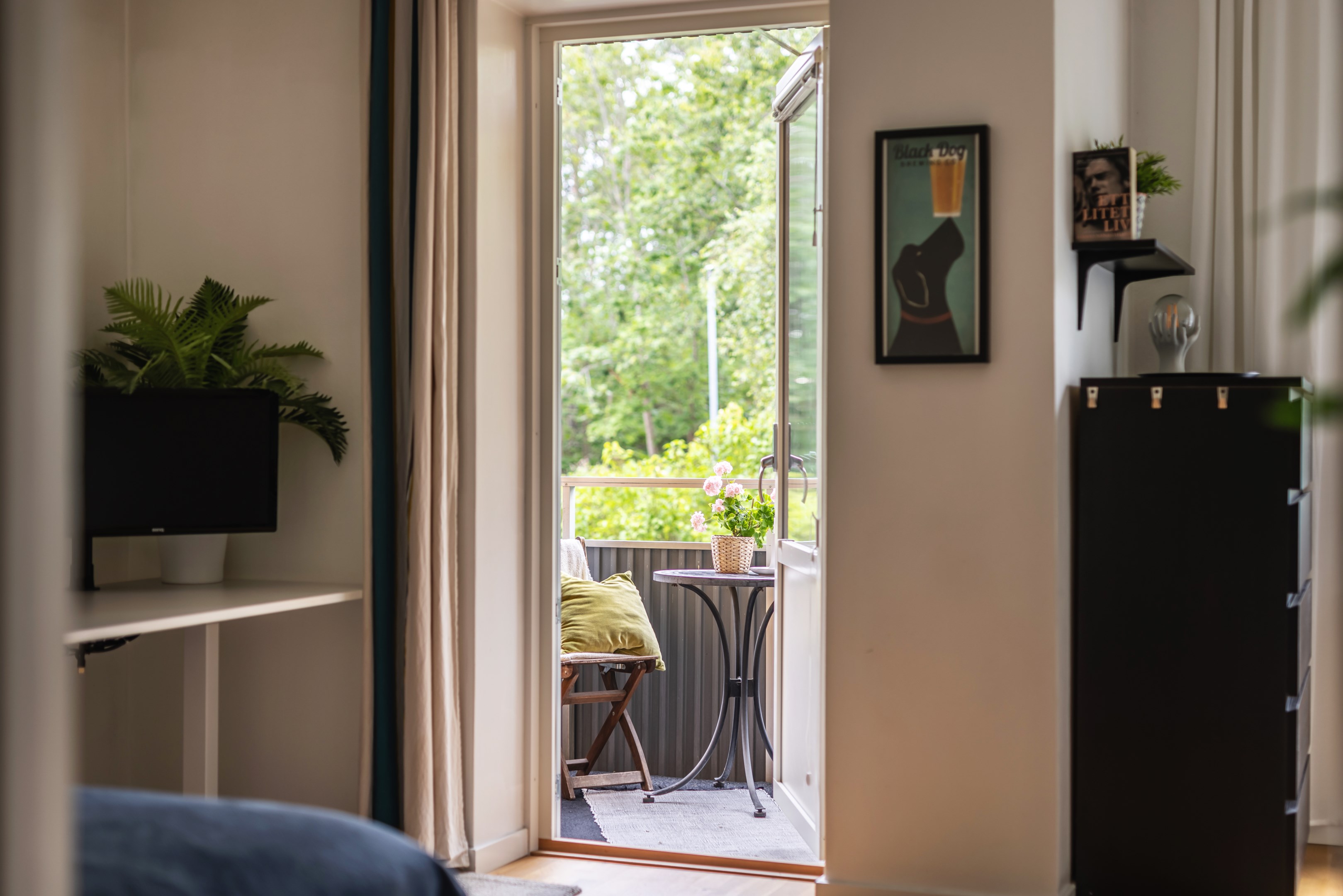 Bostadsbild från Ugglevägen 17B, Såld i Ektorp, Nacka