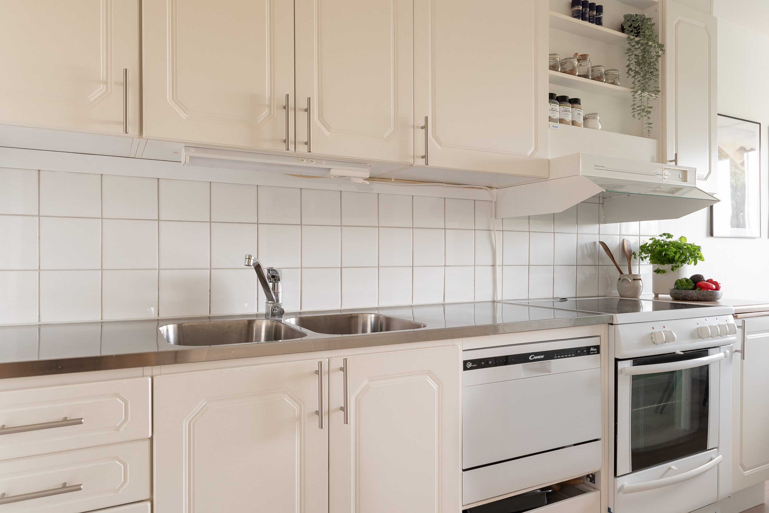 Bostadsbild från Sevallagatan 5A, Såld i Skiljebo, Västerås