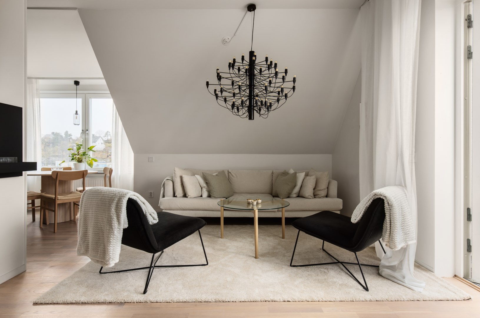 Bostadsbild från Järla Gårdsväg 11, Kommande i Järla sjö, Nacka