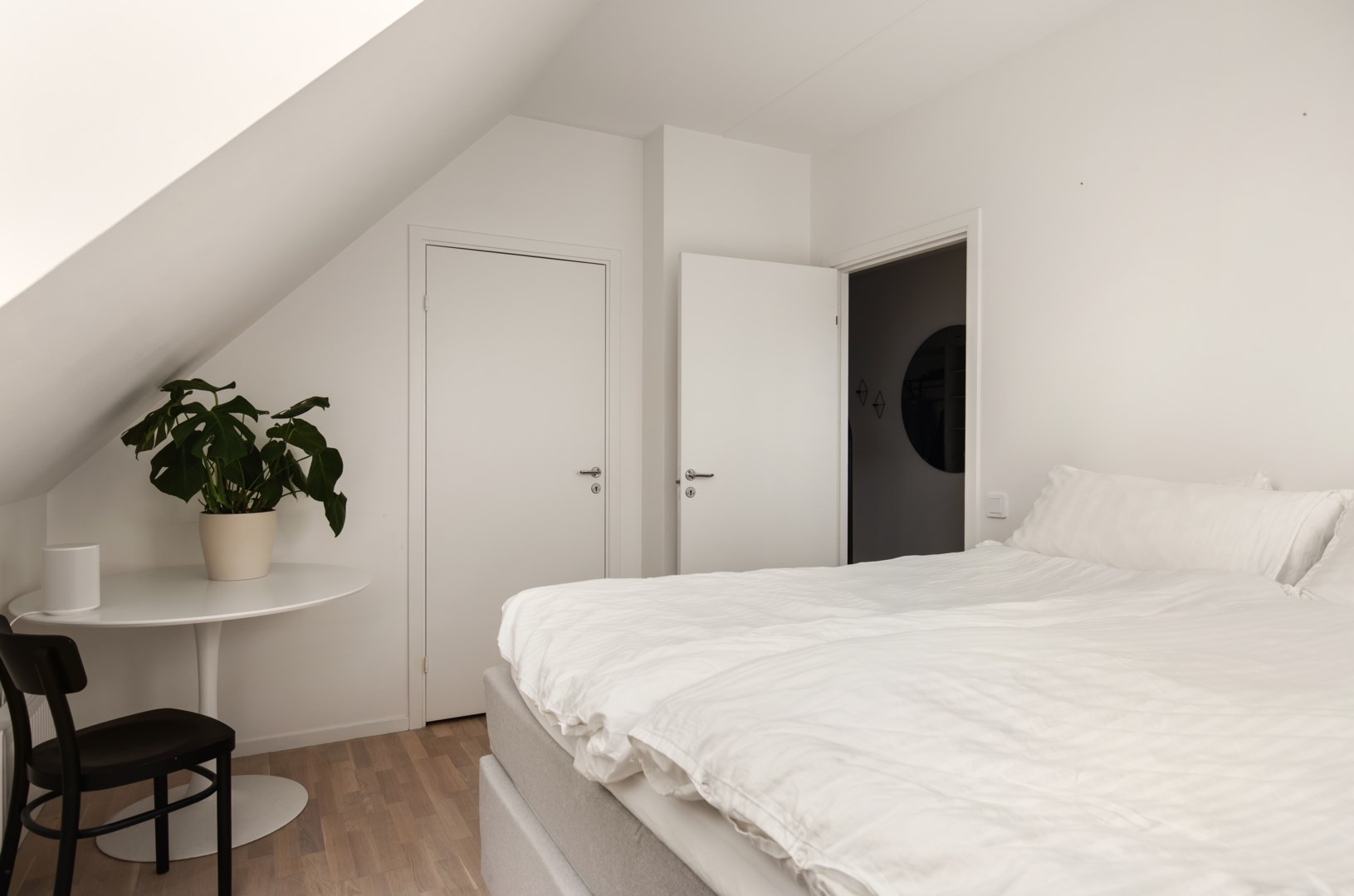 Bostadsbild från Järla Gårdsväg 11, Kommande i Järla sjö, Nacka