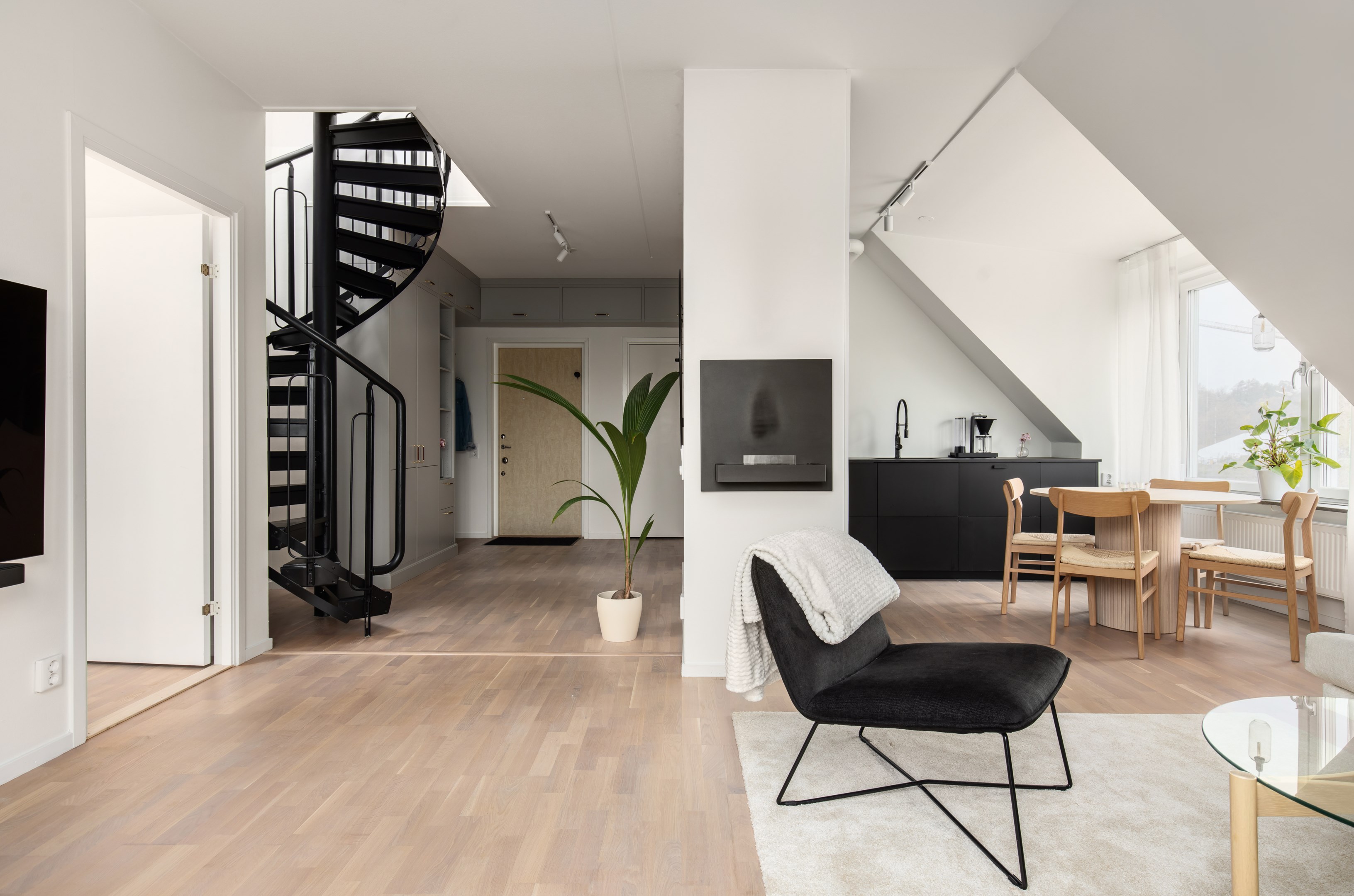 Bostadsbild från Järla Gårdsväg 11, Till salu i Järla sjö, Nacka