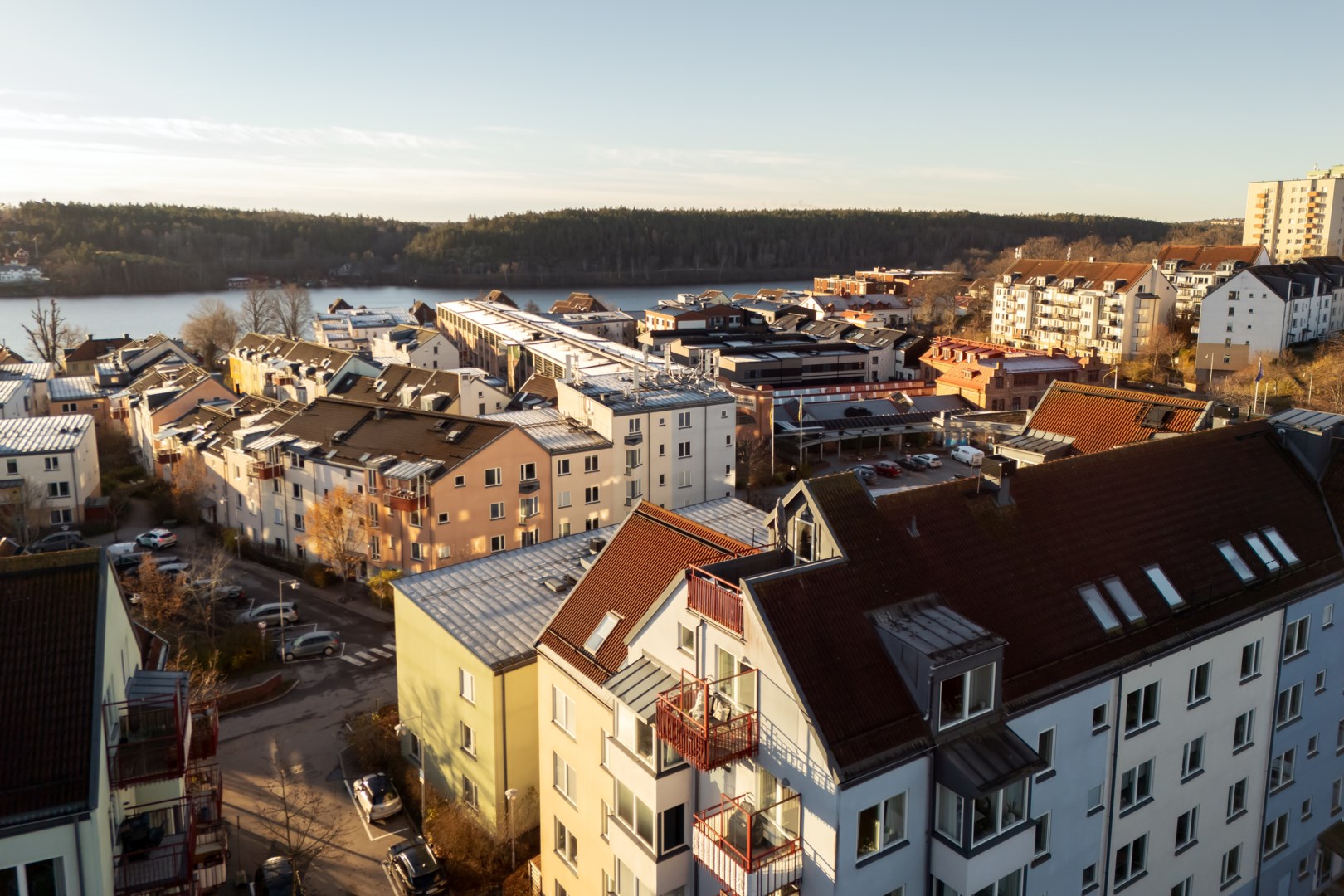 Bostadsbild från Järla Gårdsväg 11, Kommande i Järla sjö, Nacka