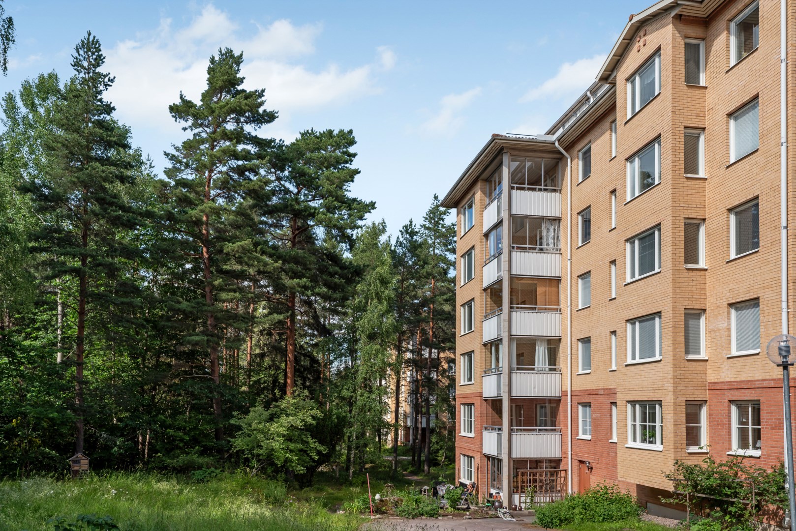Bostadsbild från Stenbrohultsvägen 111, Såld i Sävja, Uppsala