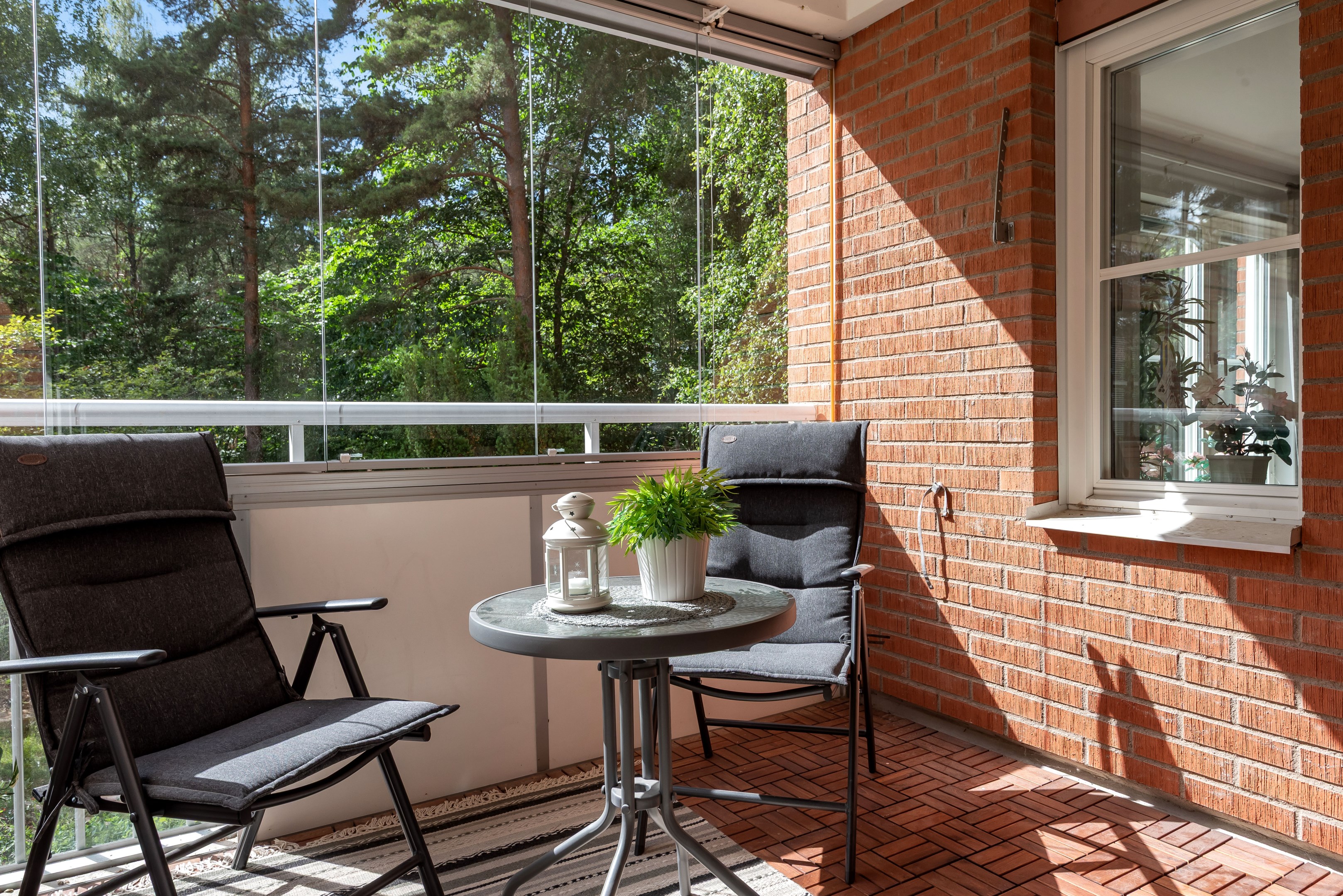 Bostadsbild från Stenbrohultsvägen 111, Såld i Sävja, Uppsala