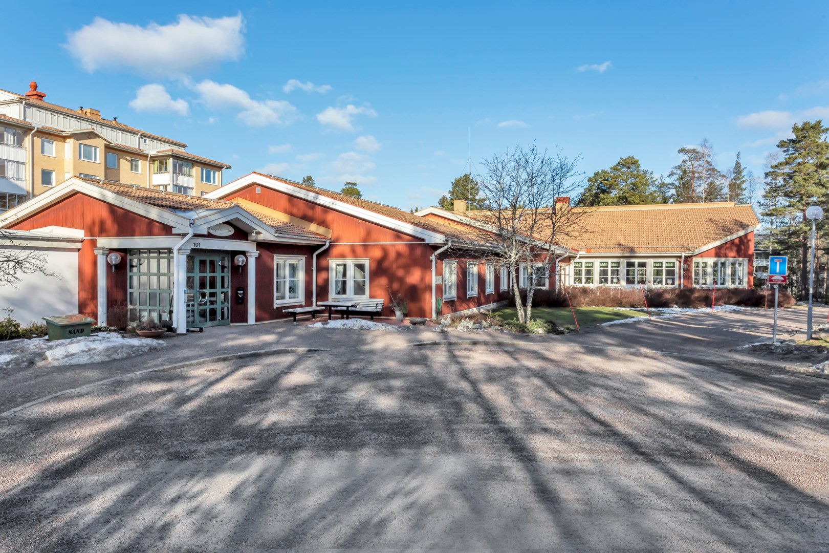 Bostadsbild från Stenbrohultsvägen 111, Såld i Sävja, Uppsala