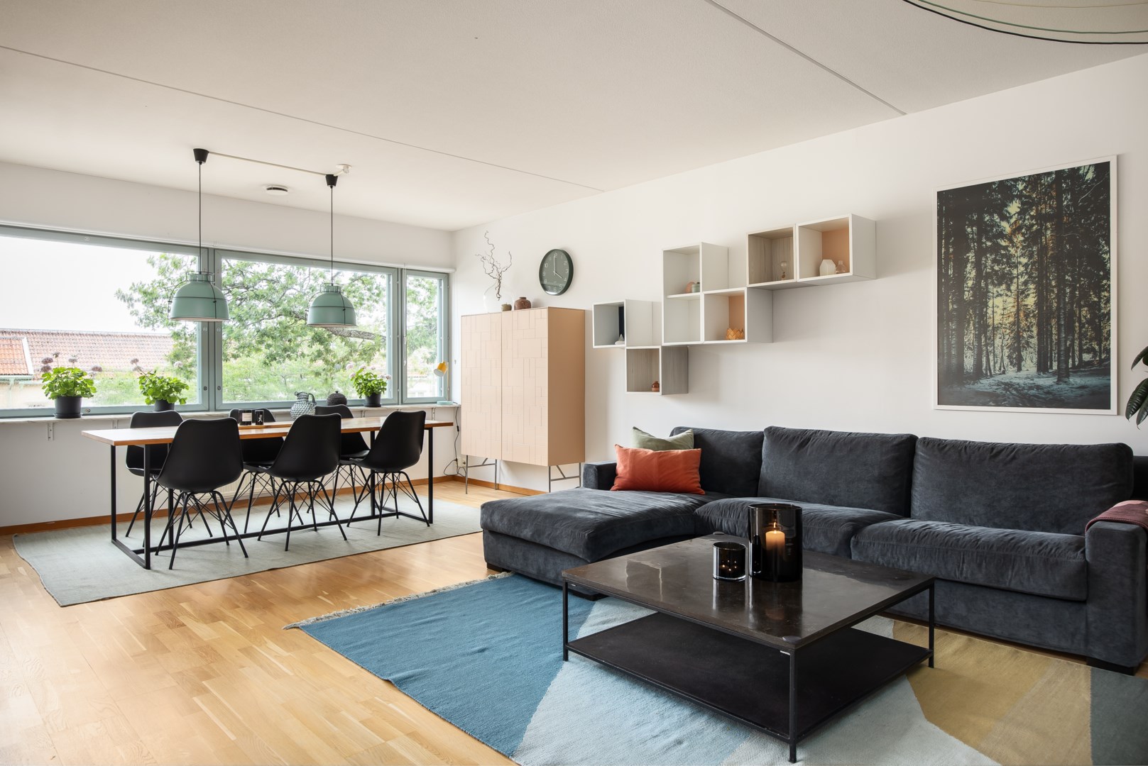 Bostadsbild från Tallidsvägen 2, Såld i Finntorp, Nacka