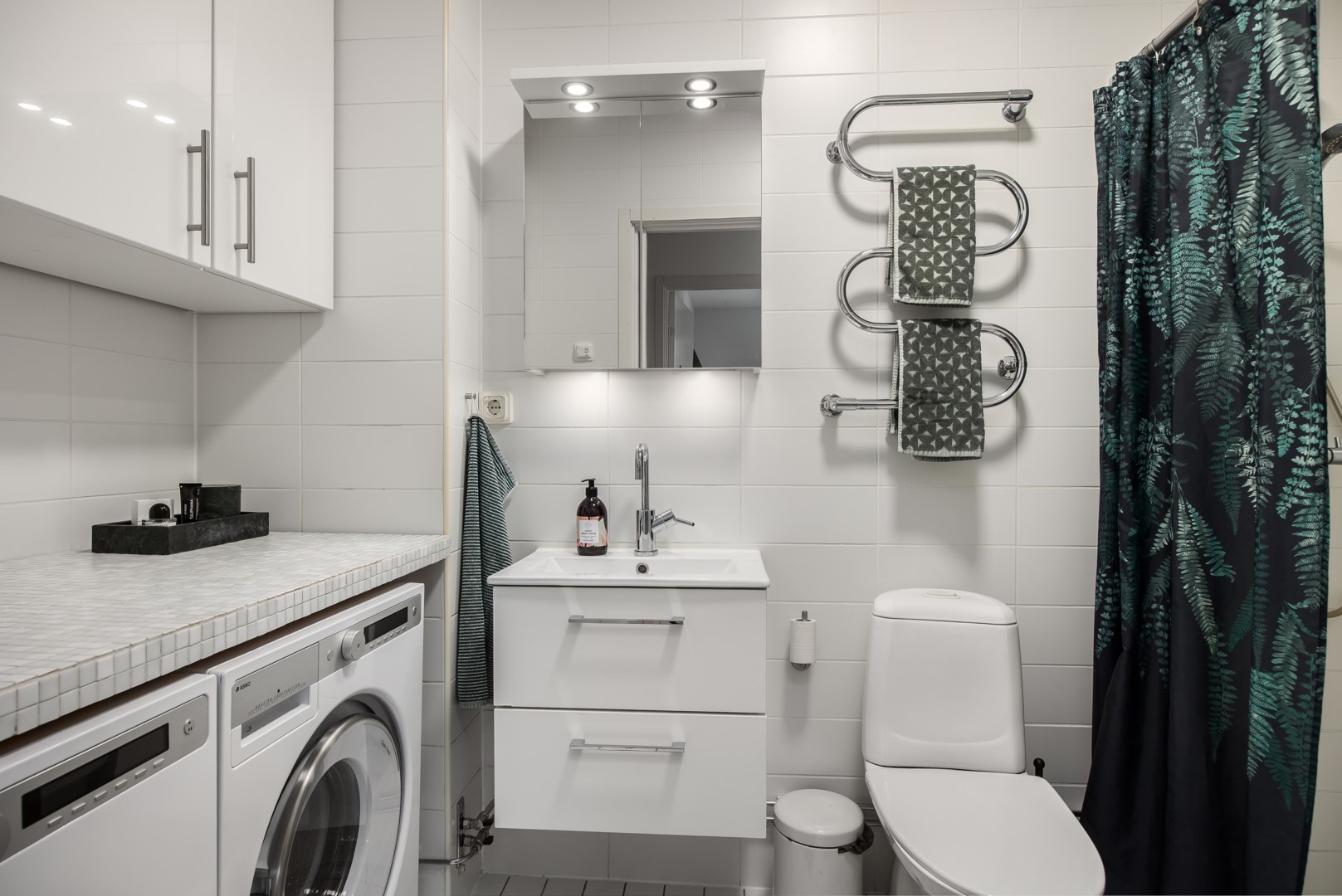 Bostadsbild från Tallidsvägen 2, Såld i Finntorp, Nacka