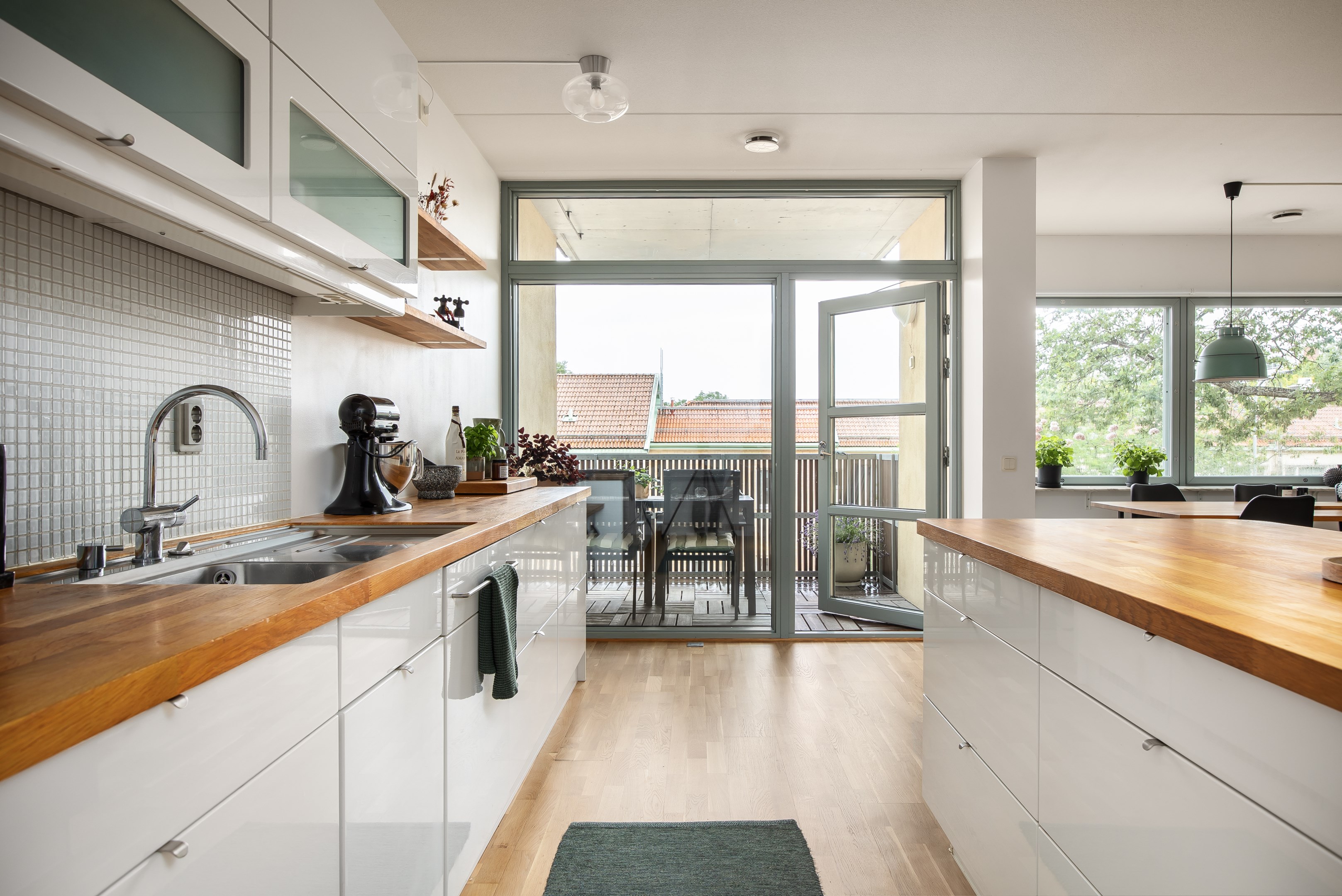 Bostadsbild från Tallidsvägen 2, Såld i Finntorp, Nacka