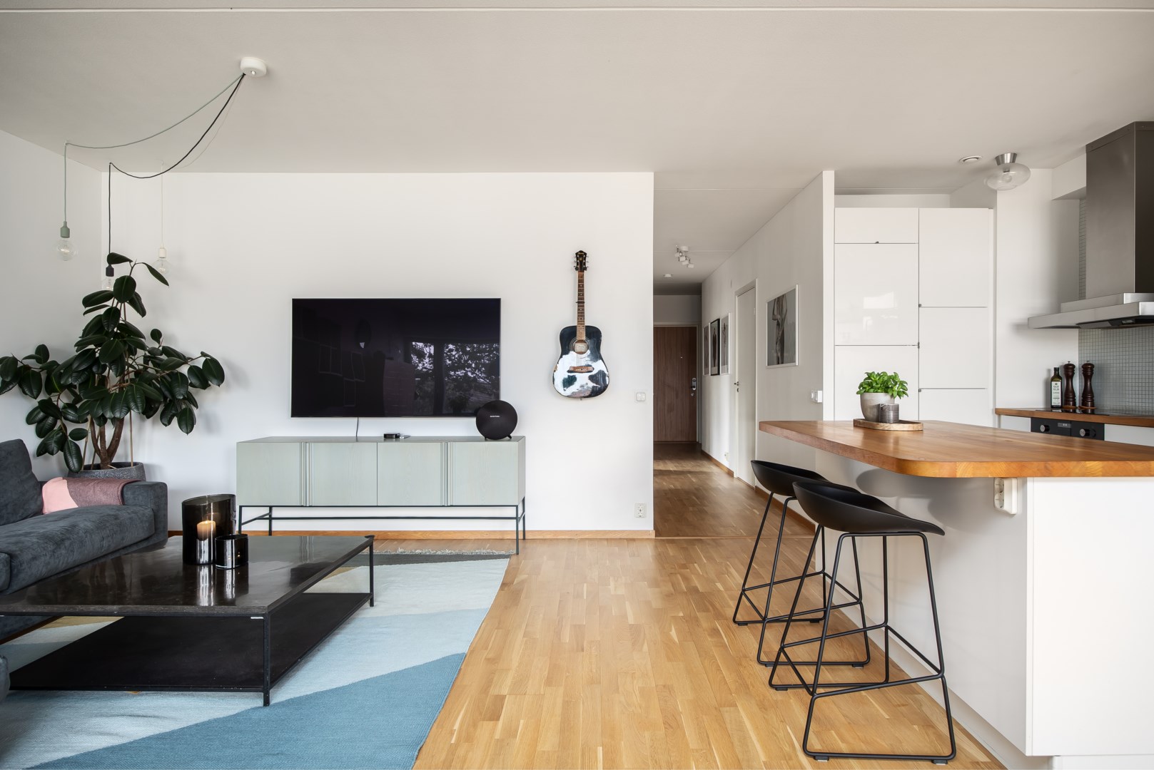 Bostadsbild från Tallidsvägen 2, Såld i Finntorp, Nacka