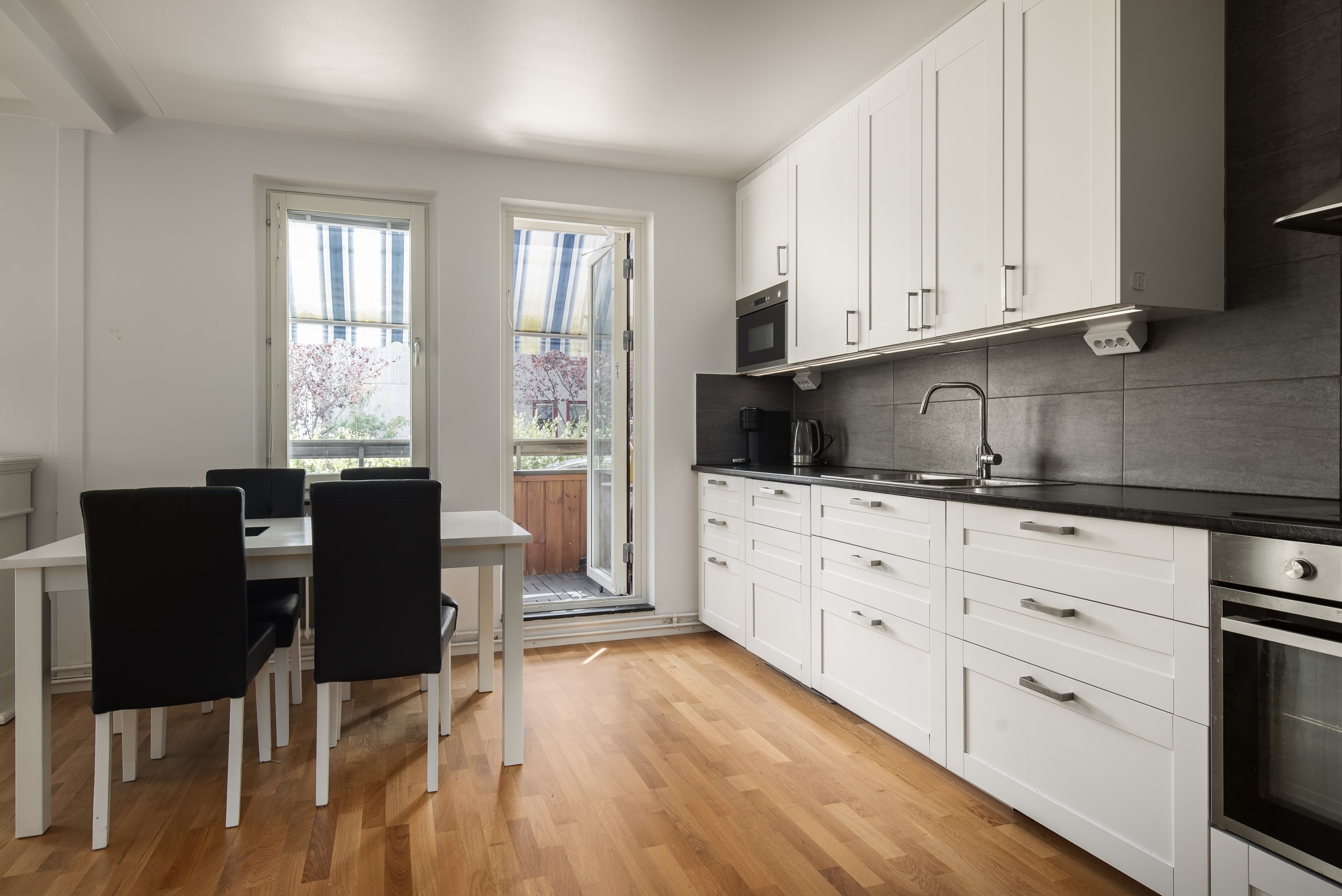 Bostadsbild från Utövägen 19, Såld i Västra Orminge, Nacka