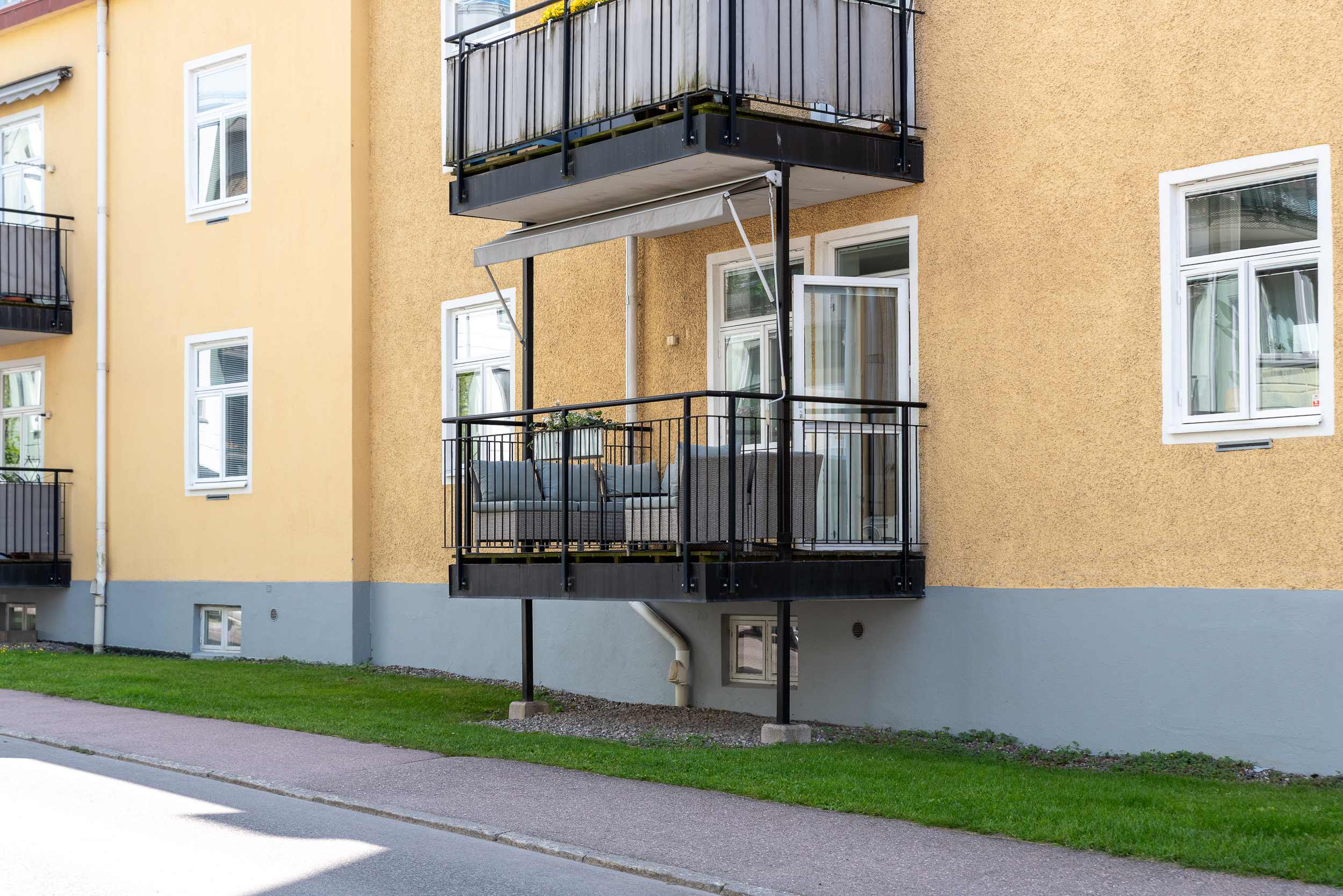 Bostadsbild från Lovisebergsvägen 4A, Såld i Karlsdal, Västerås